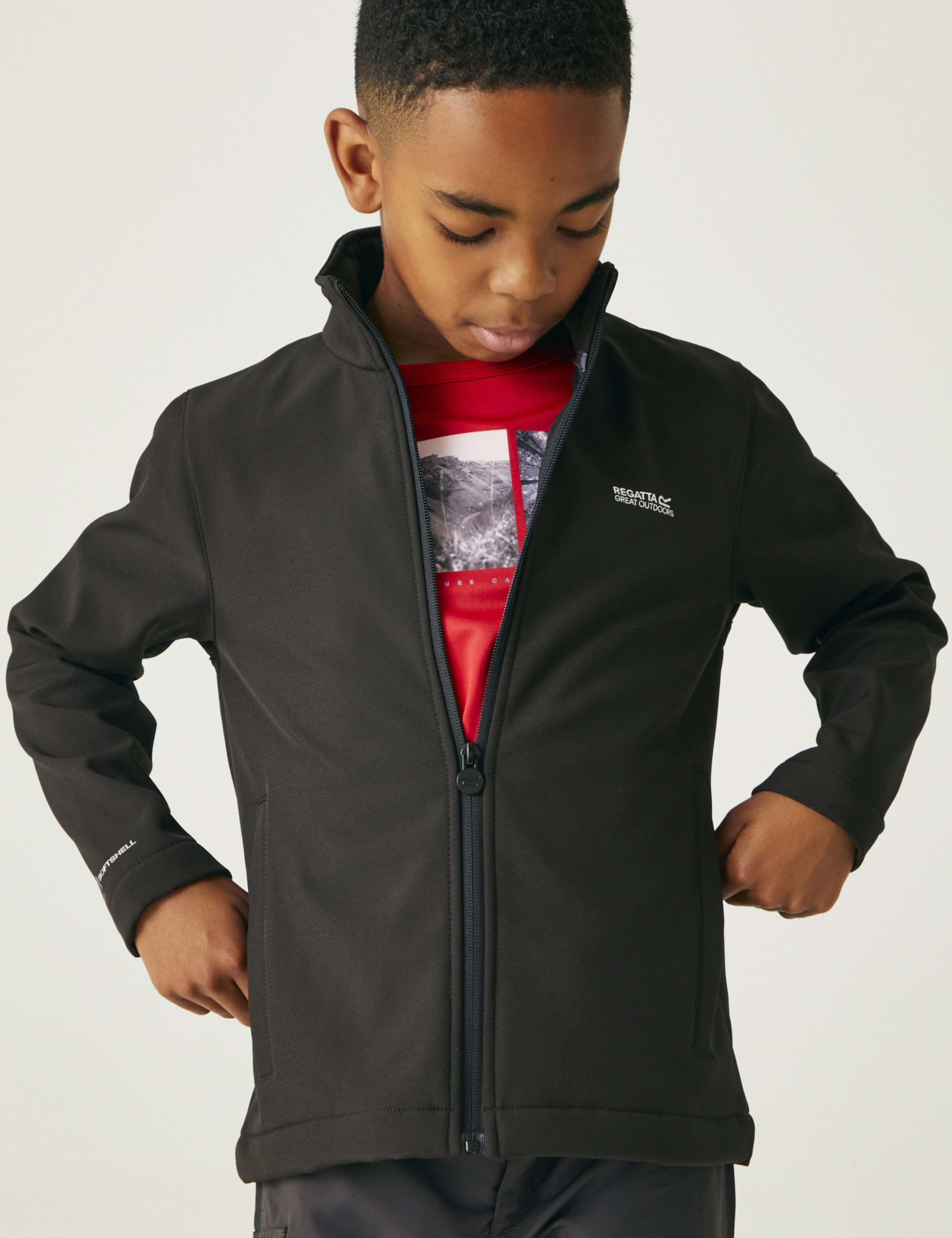 Junior Cera Lightweight Jacket (3-14 Yrs) 1 of 5