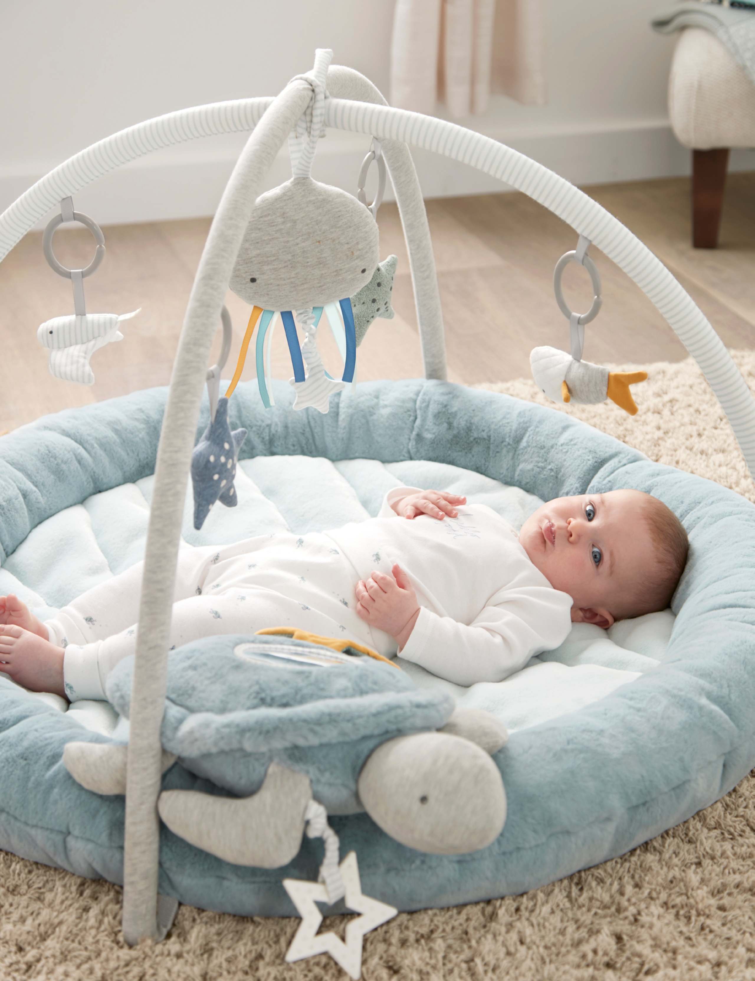 Welcome To The World Under the Sea Playmat & Gym 3 of 7