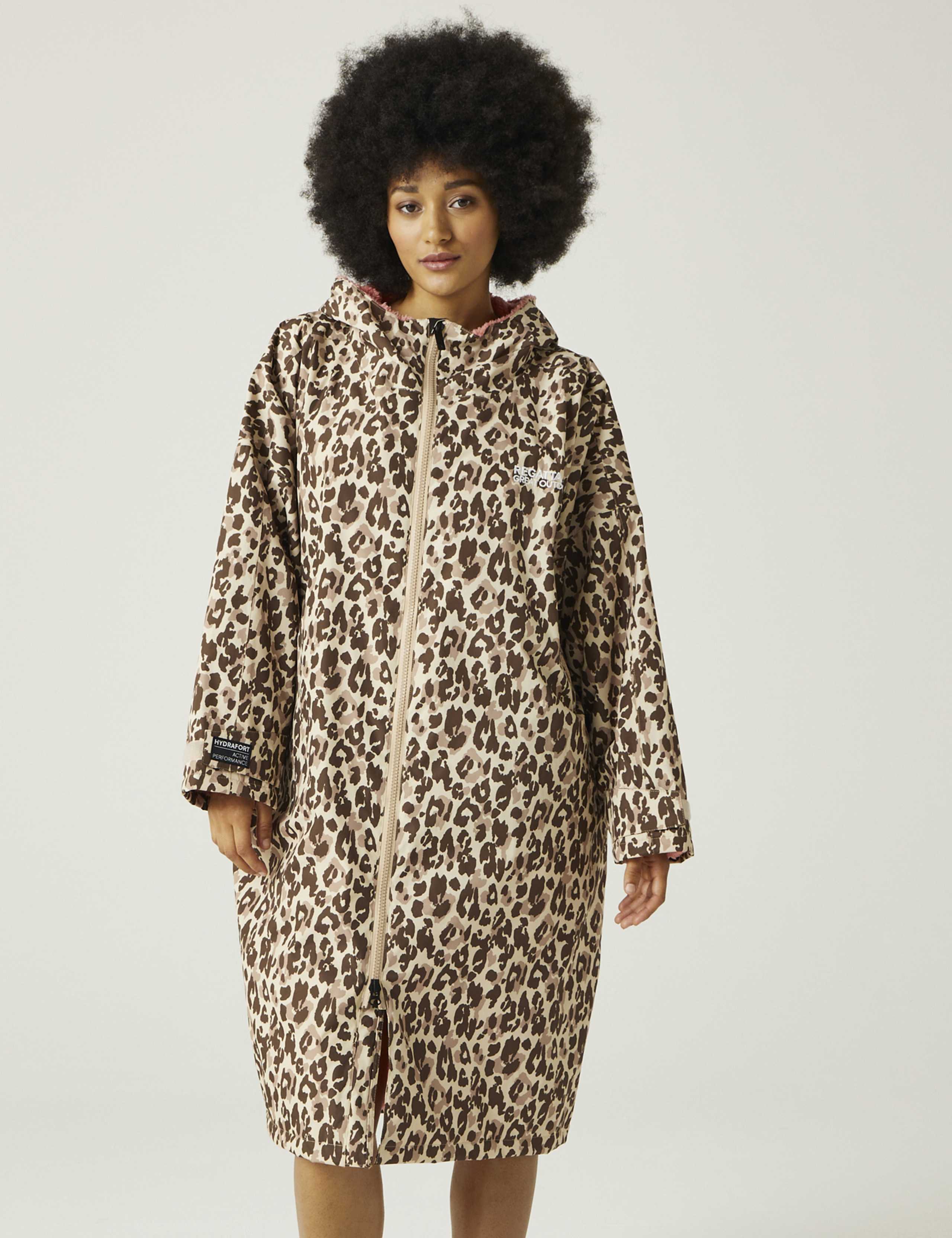 Waterproof Animal Print Changing Robe 1 of 7