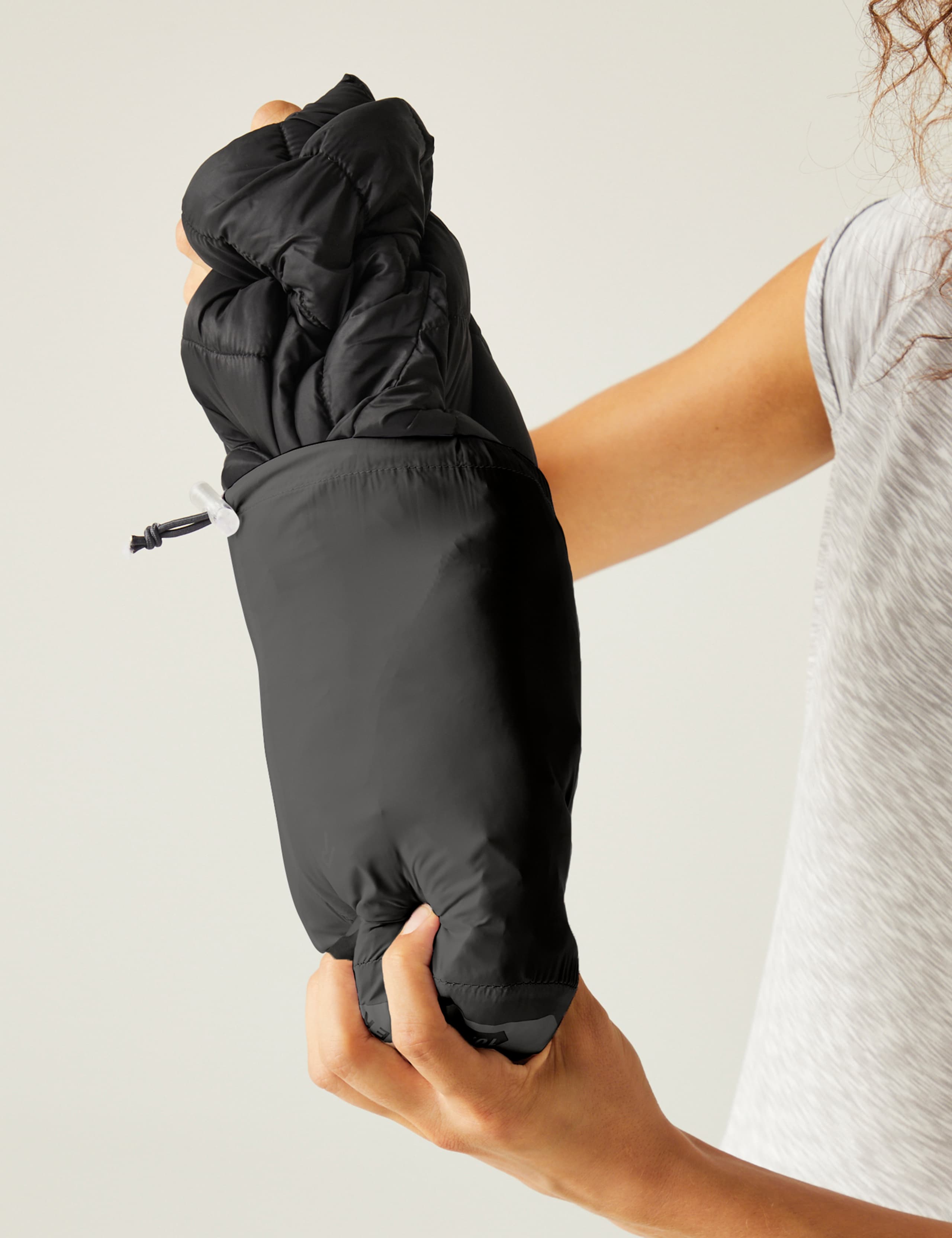 Hillpack II Water-Repellent Quilted Jacket 6 of 7