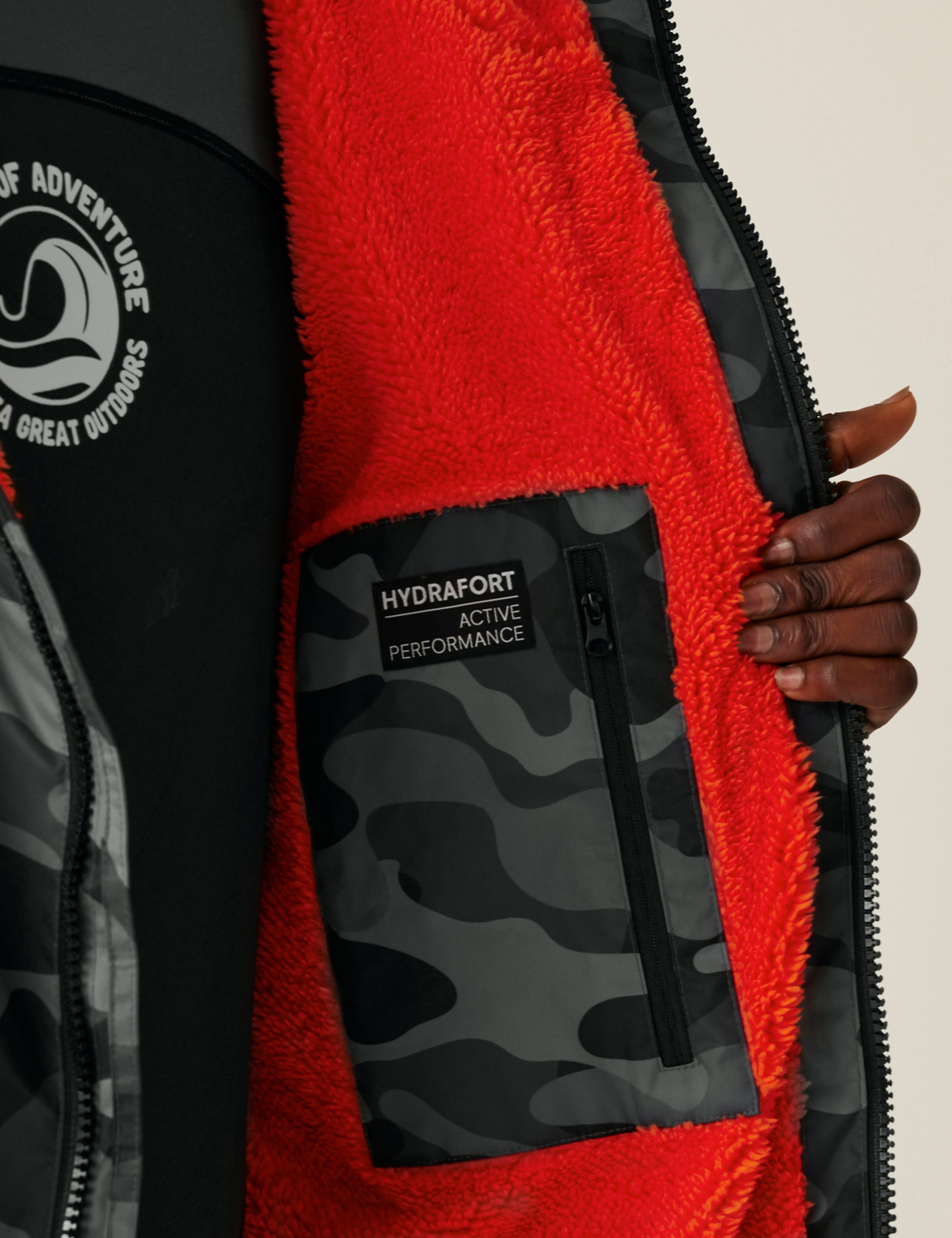 Waterproof Hooded Changing Robe 5 of 8