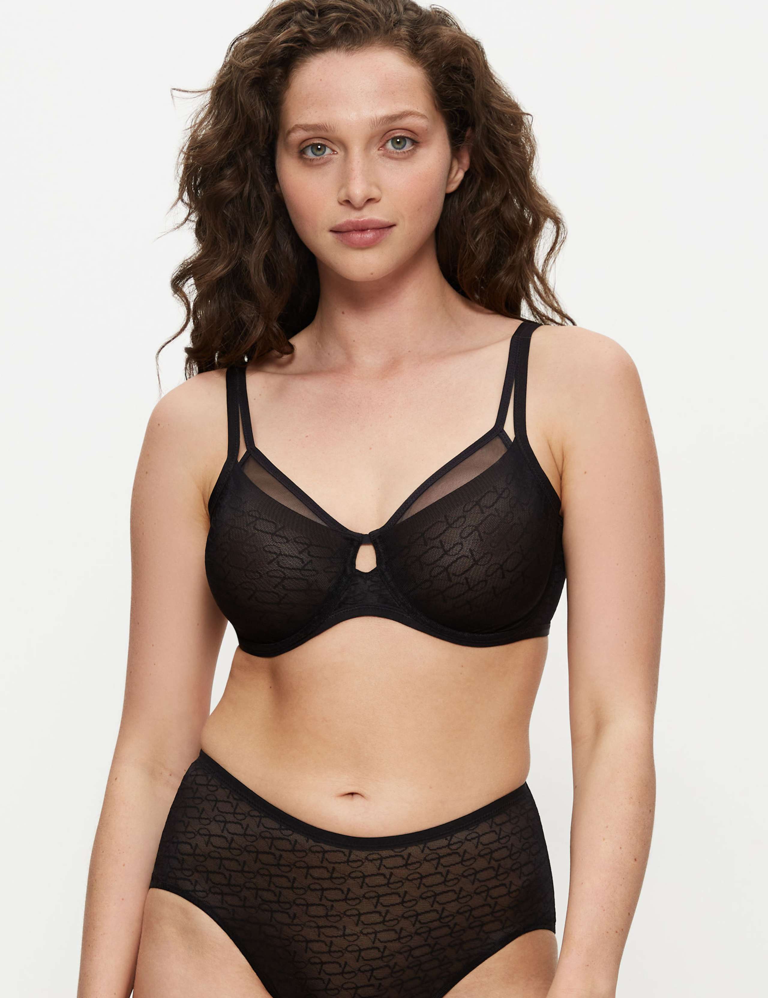 Signature Sheer Wired Minimiser Bra 1 of 5