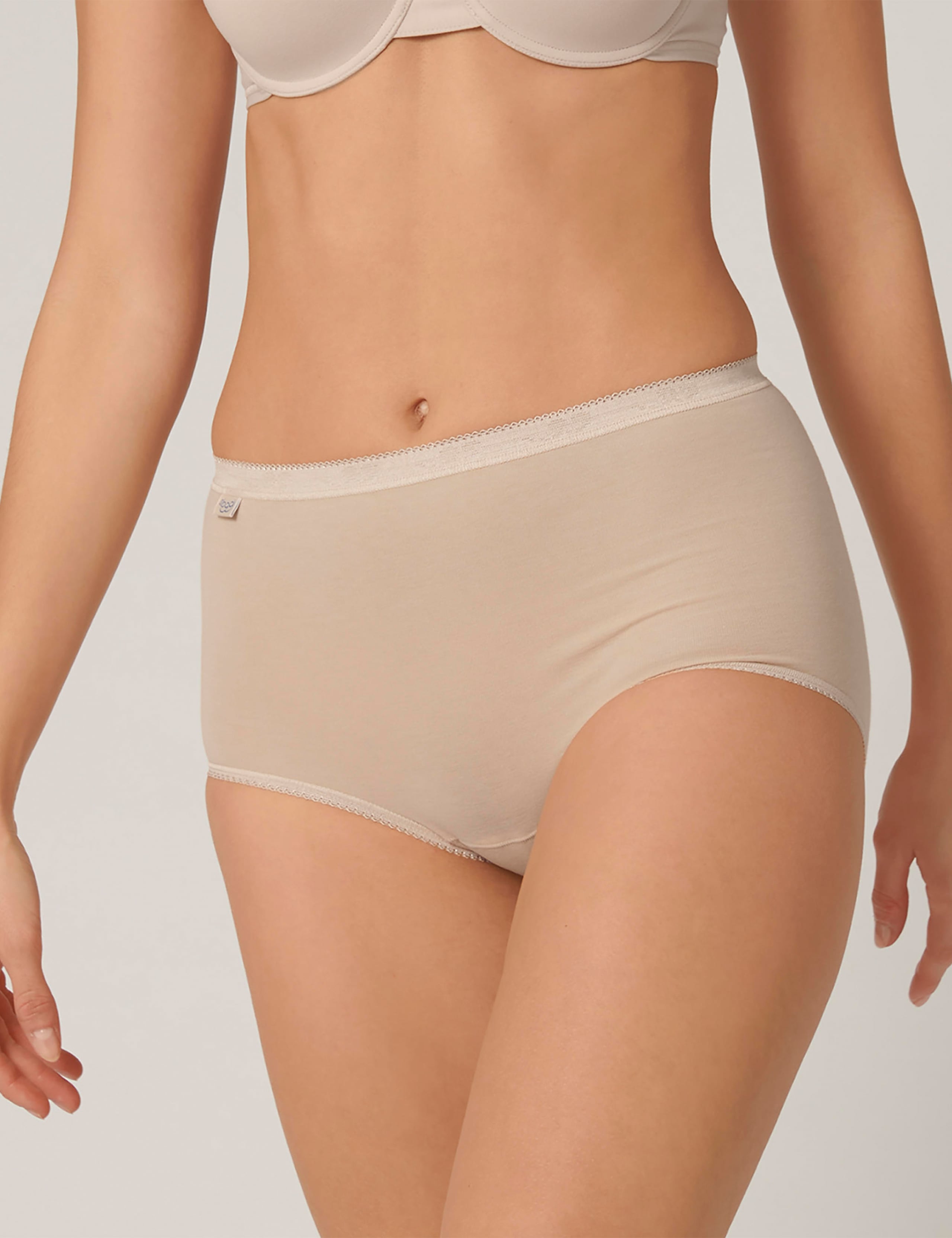 3pk High Waisted Full Briefs 2 of 4