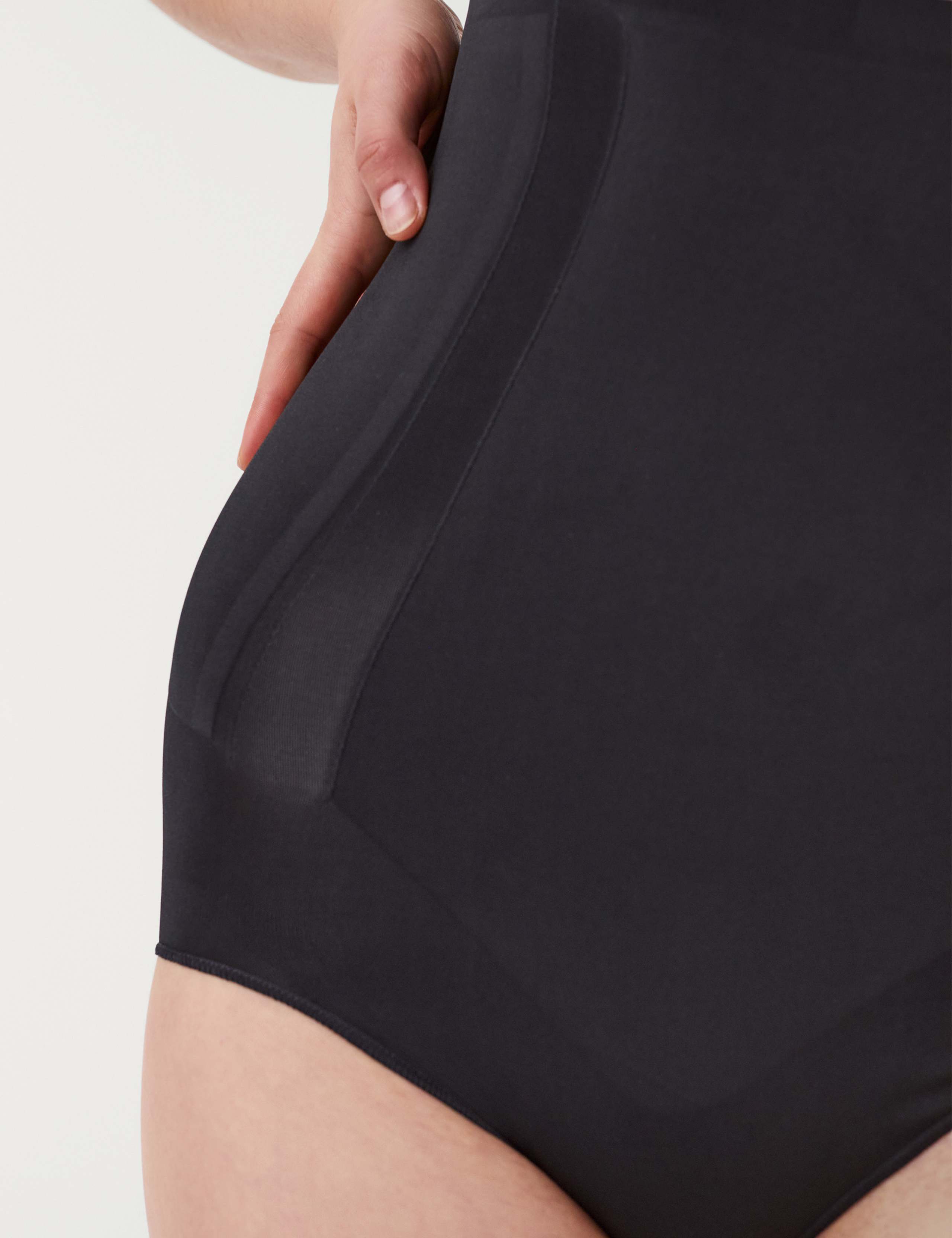 Oncore Firm Control Open-Bust Panty Bodysuit 3 of 3