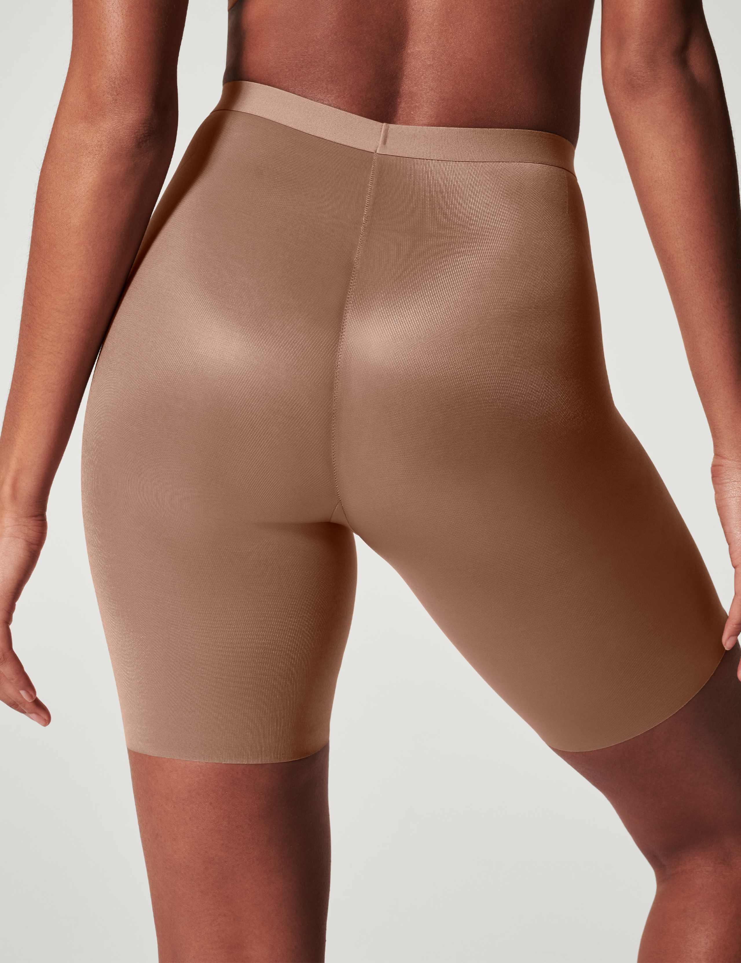 SPANXshape™ Invisible Mid-Thigh Short 3 of 3