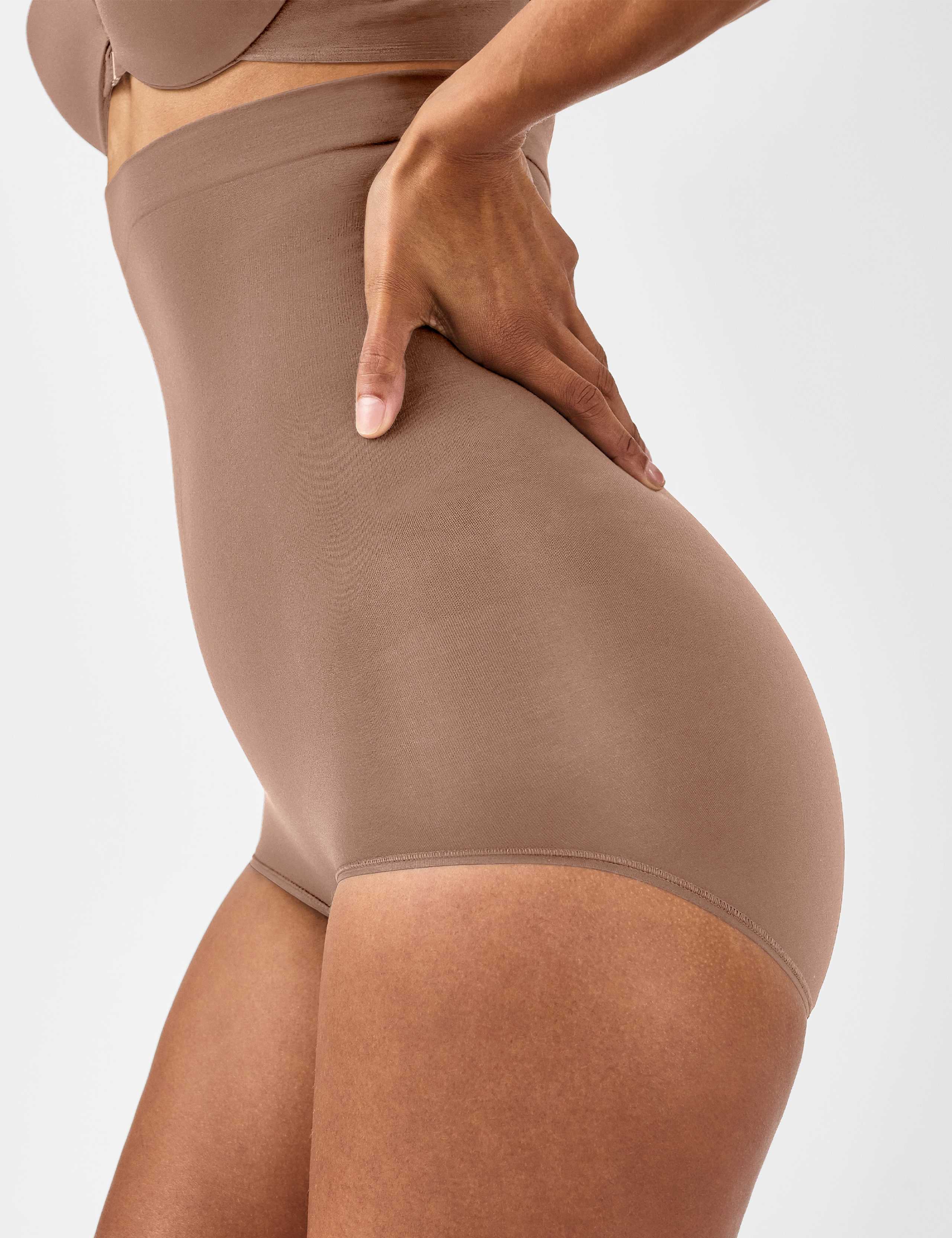 SPANXsculpt™ Seamless Power High Brief 4 of 4