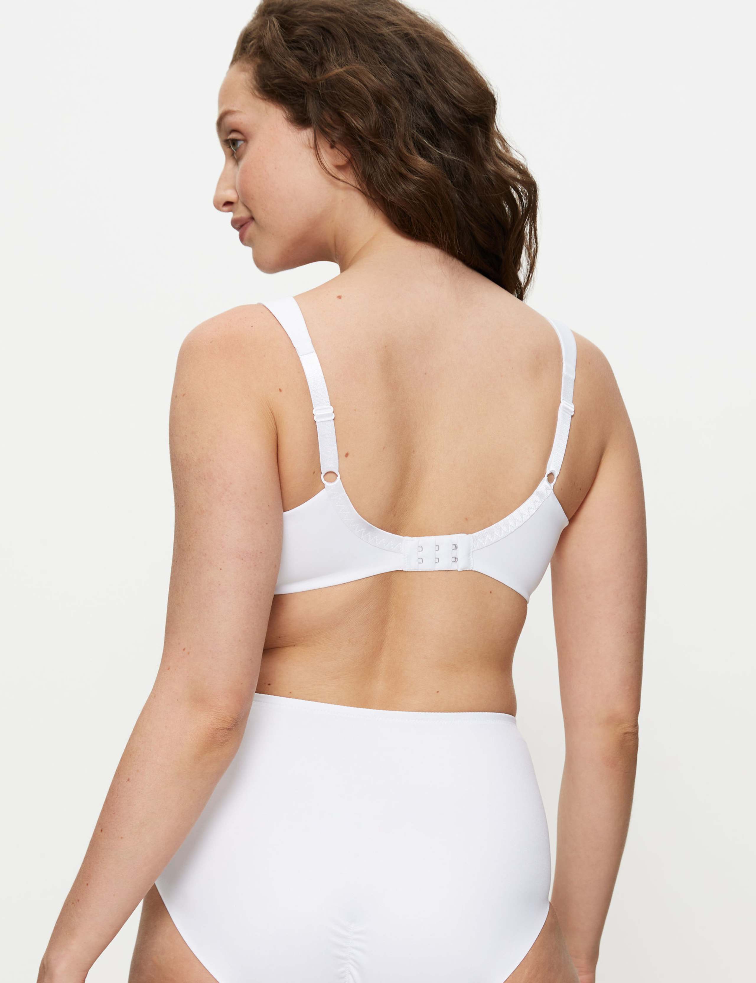 True Shape Sensation Non Padded Underwired Minimiser Bra C-G 3 of 4