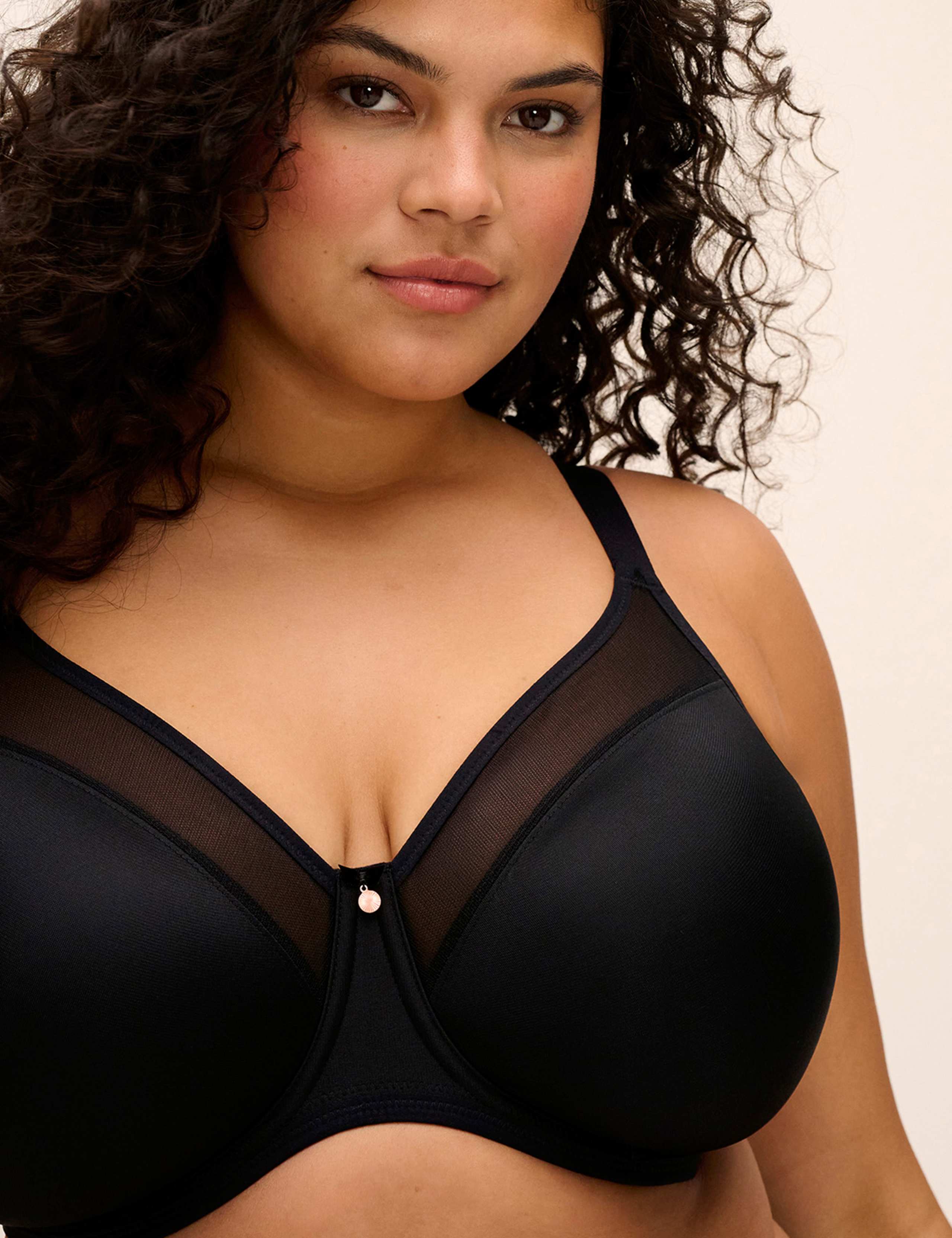 Smooth Moulded Wired T-Shirt Bra DD-HH 3 of 5