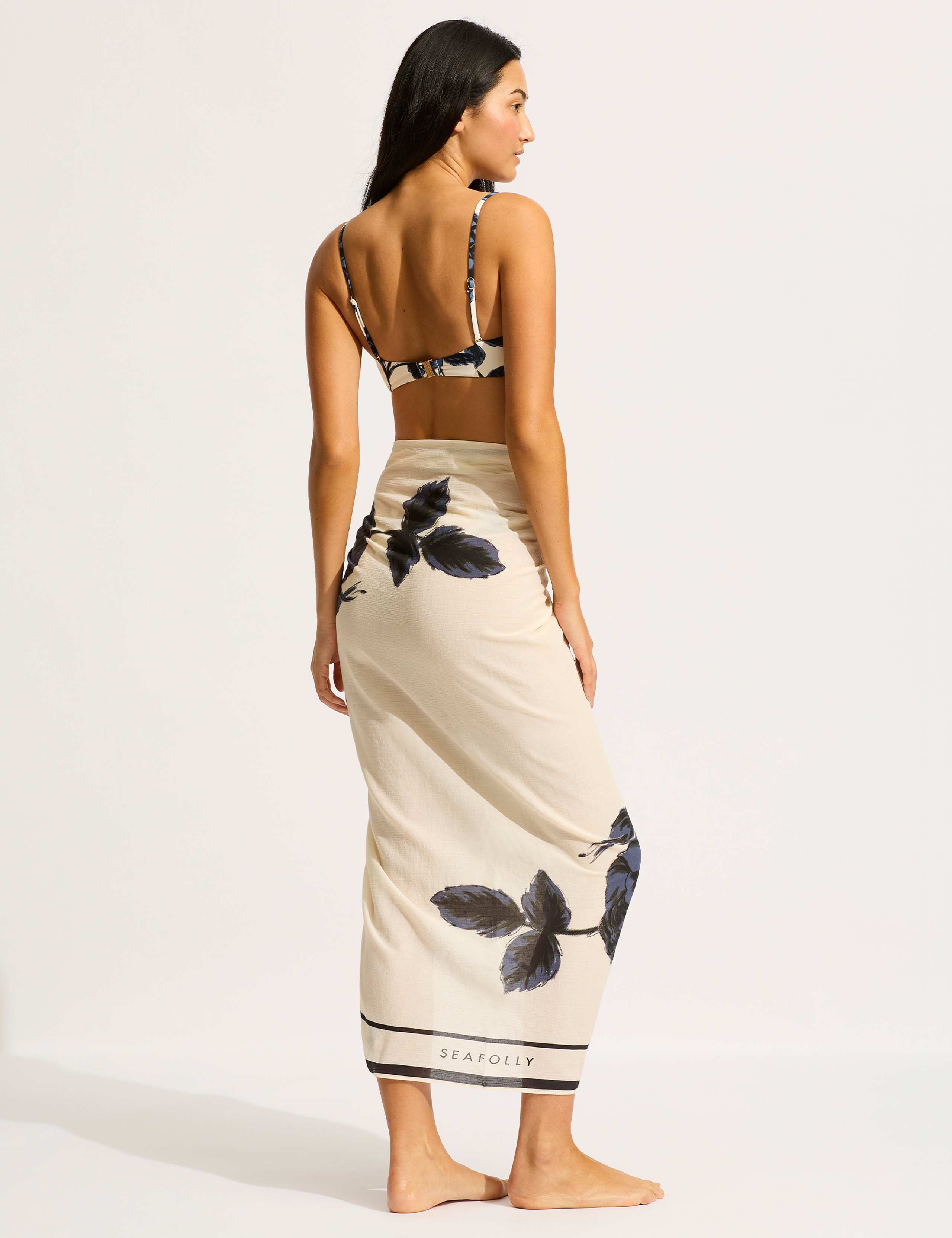 Rococo Pure Cotton Floral Sarong 4 of 7