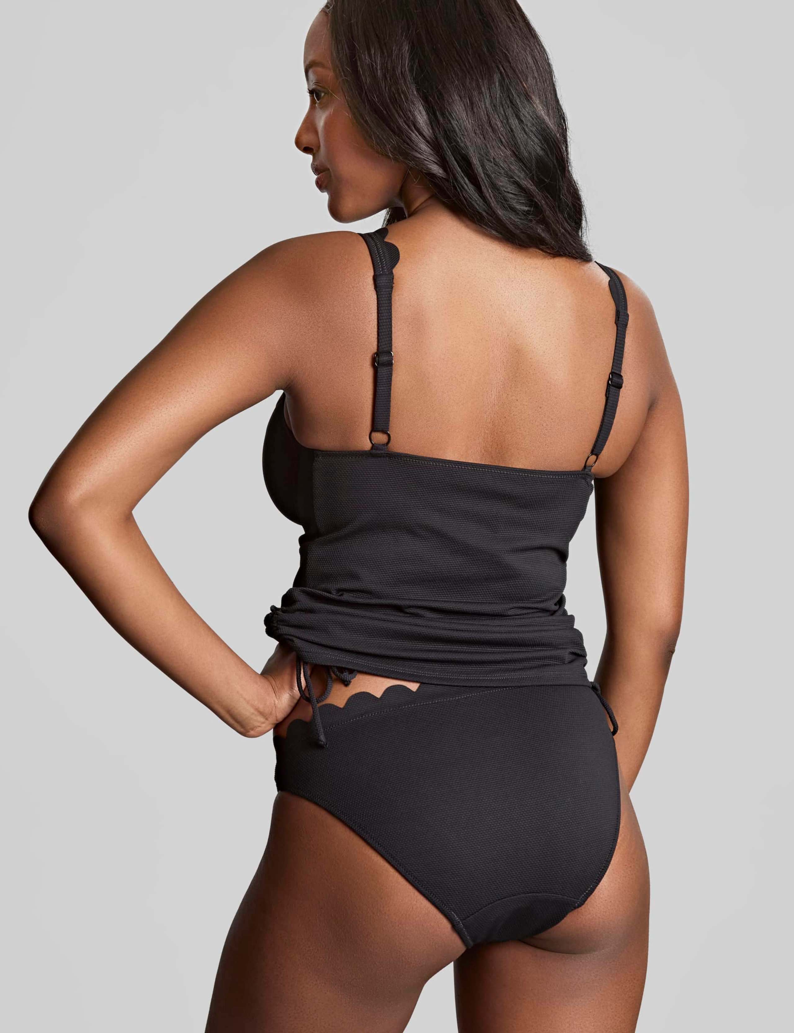 Textured Wired Plunge Tankini Top 3 of 3