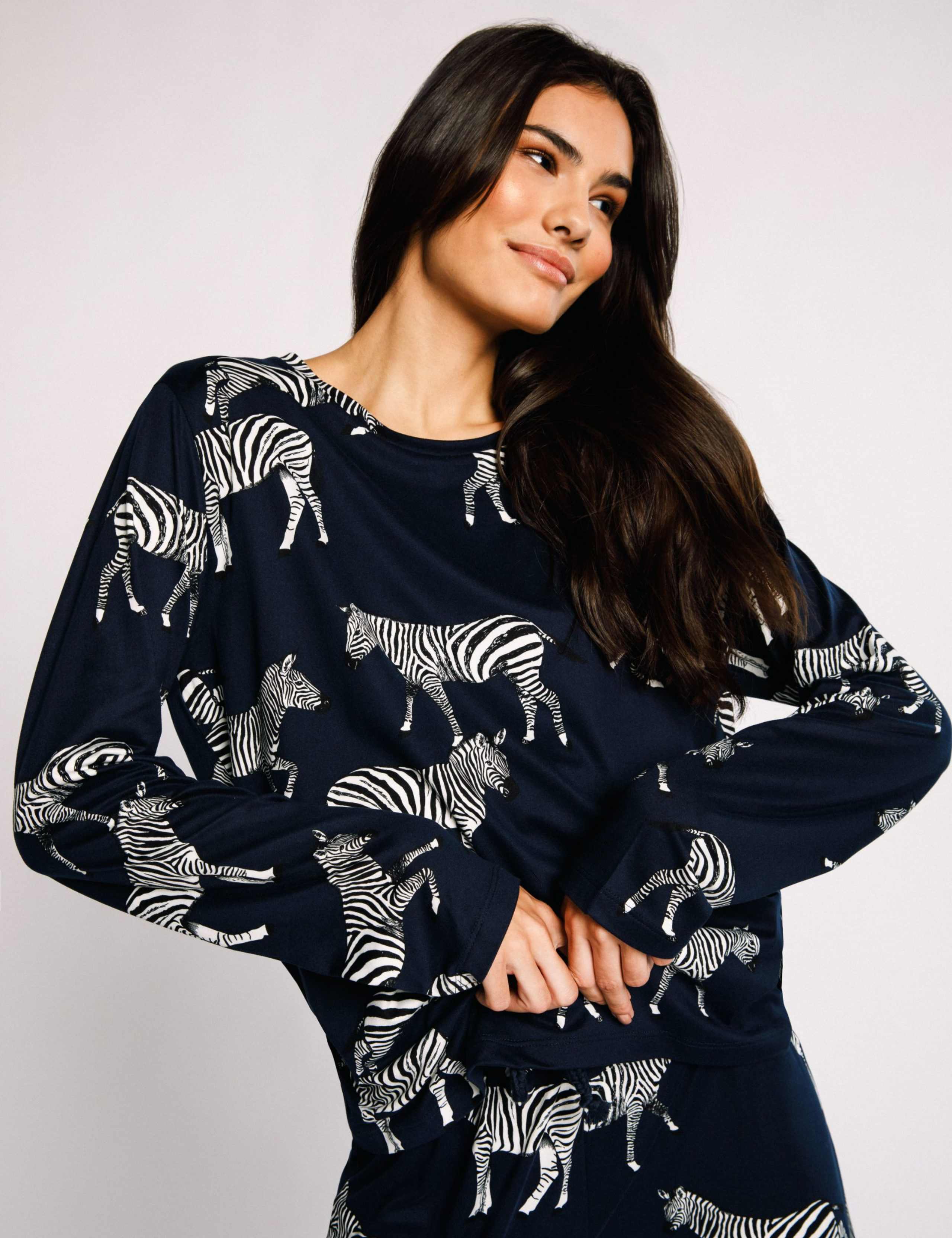 Zebra Print Crew Neck Pyjama Set 5 of 5