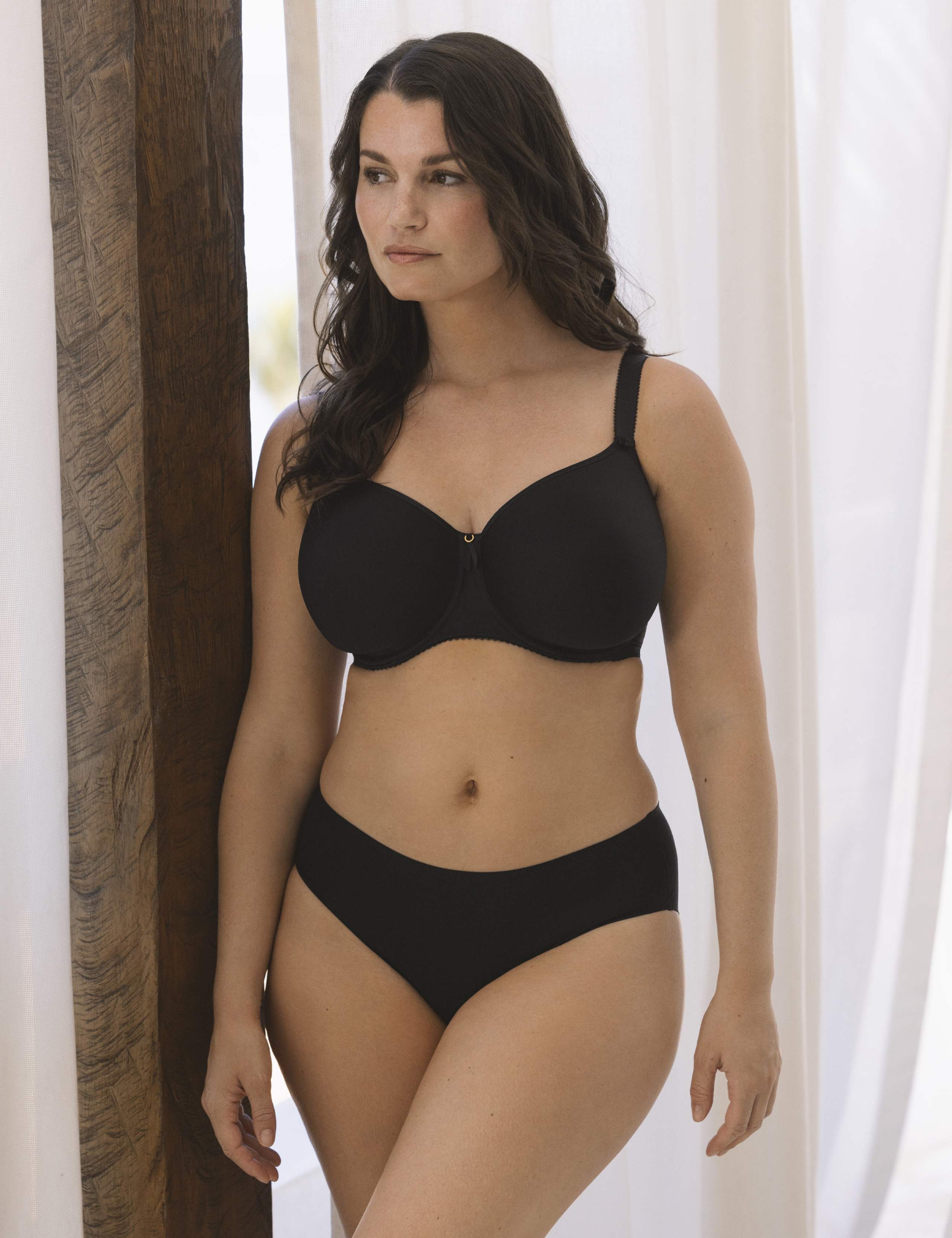 Smoothease One Size Full Briefs 5 of 5