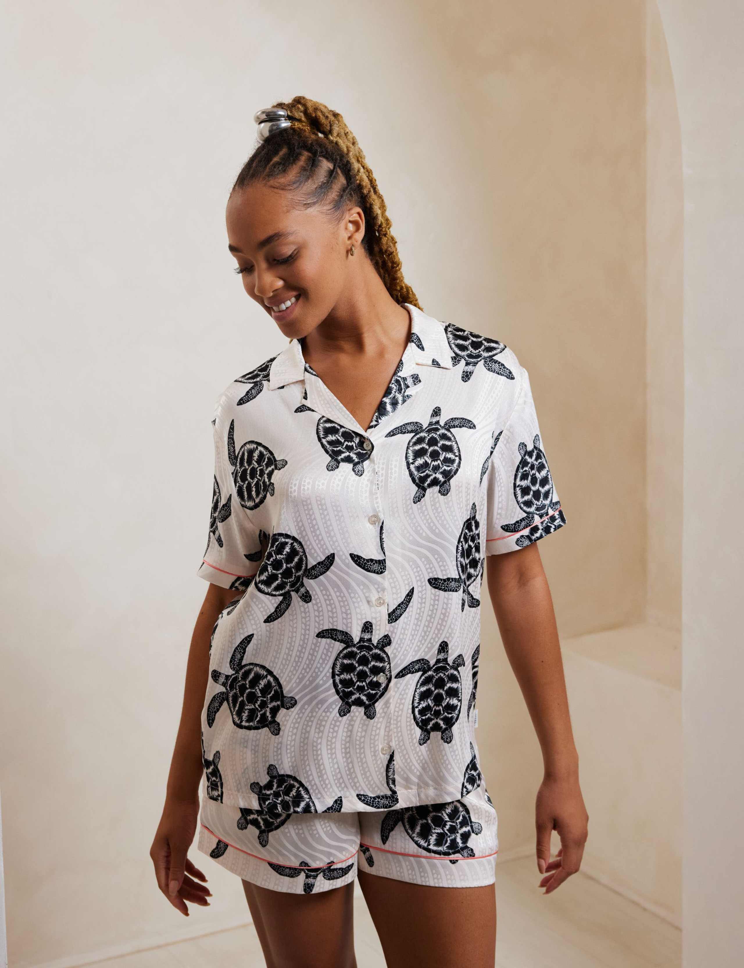 Jacquard Turtle Shortie Set 3 of 5