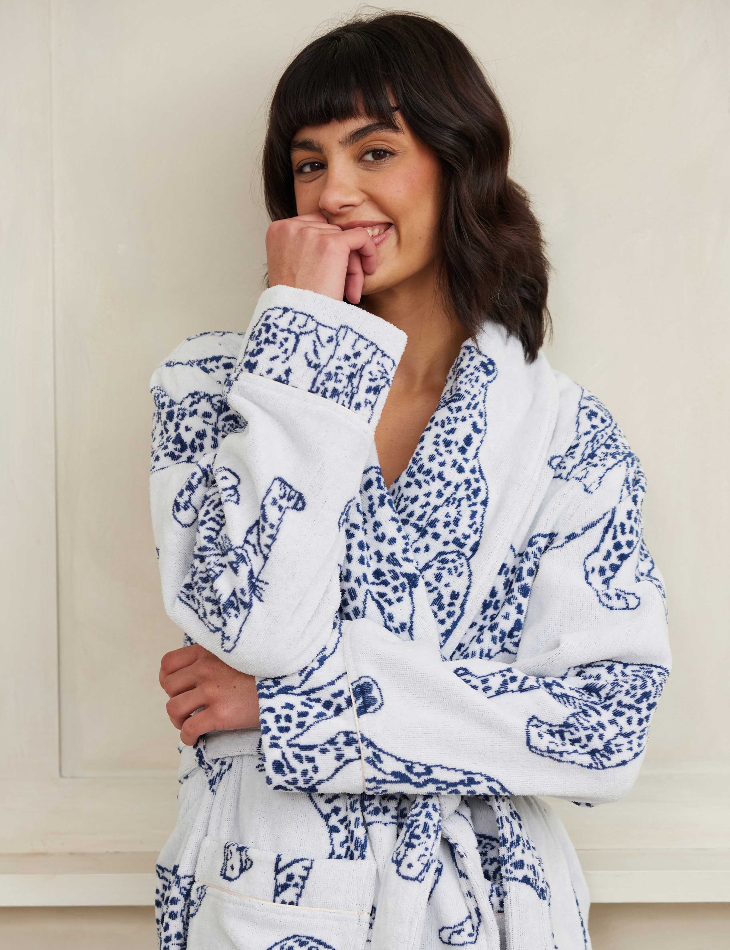 Pure Cotton Towelling Leopard Tie Robe 2 of 4