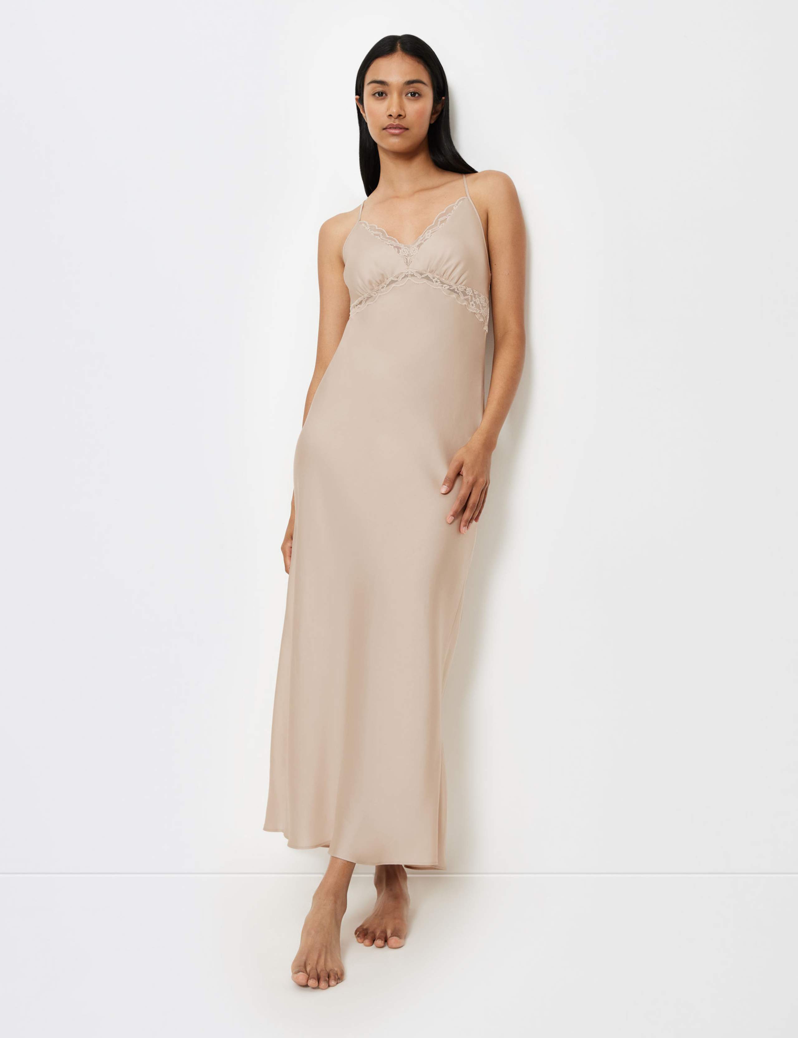 Wild Azalea Florale Nightdress 3 of 5