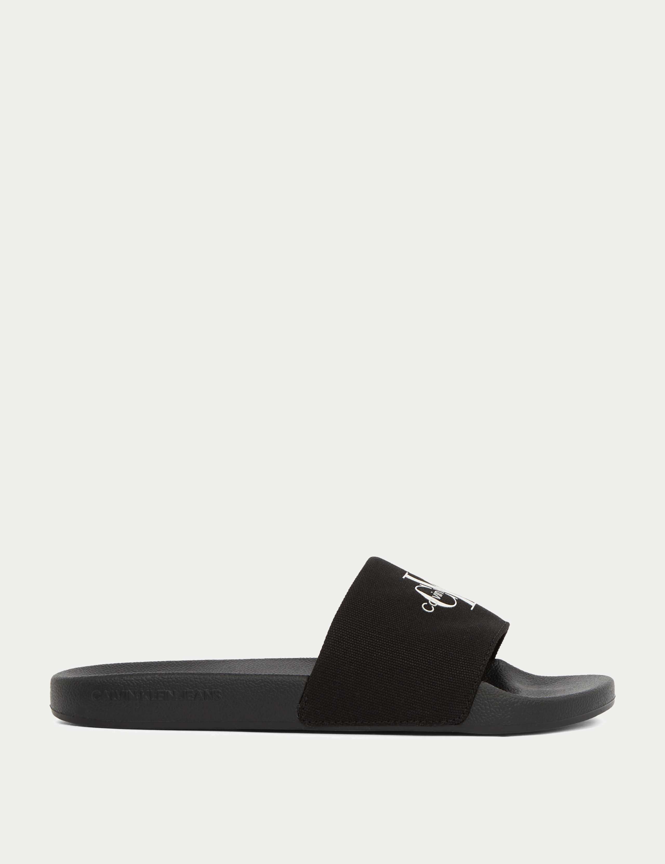 Monogram Flat Sliders 4 of 5