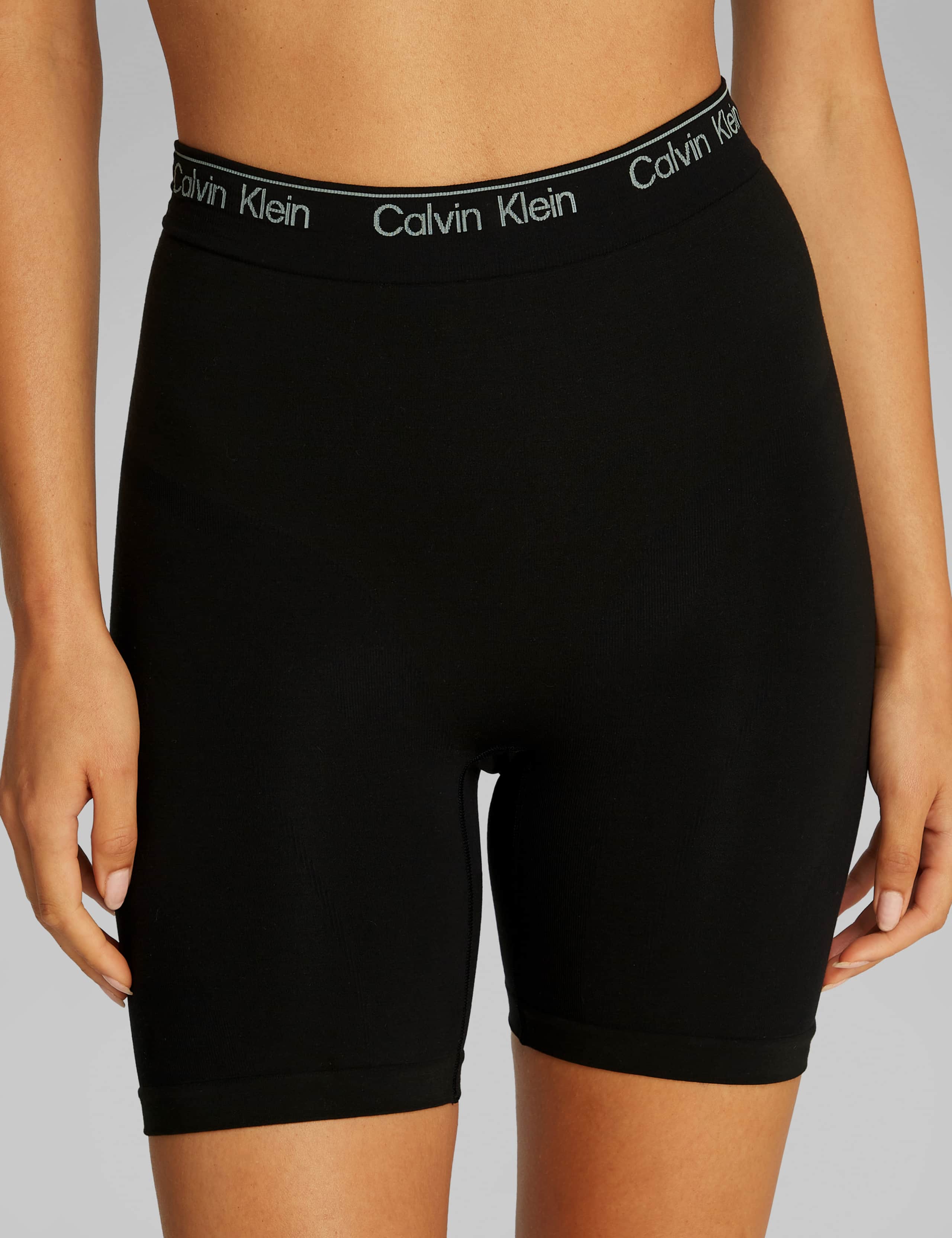 Medium Control Seamless Shaping Shorts 1 of 5
