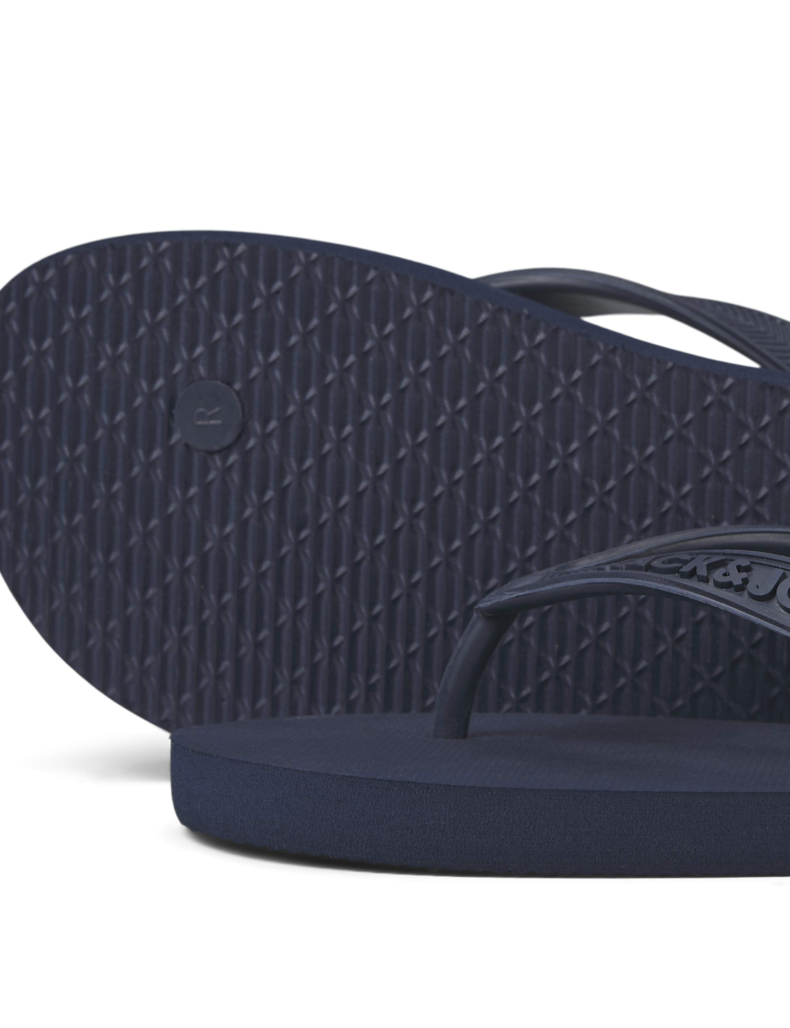 Flip Flops 4 of 4