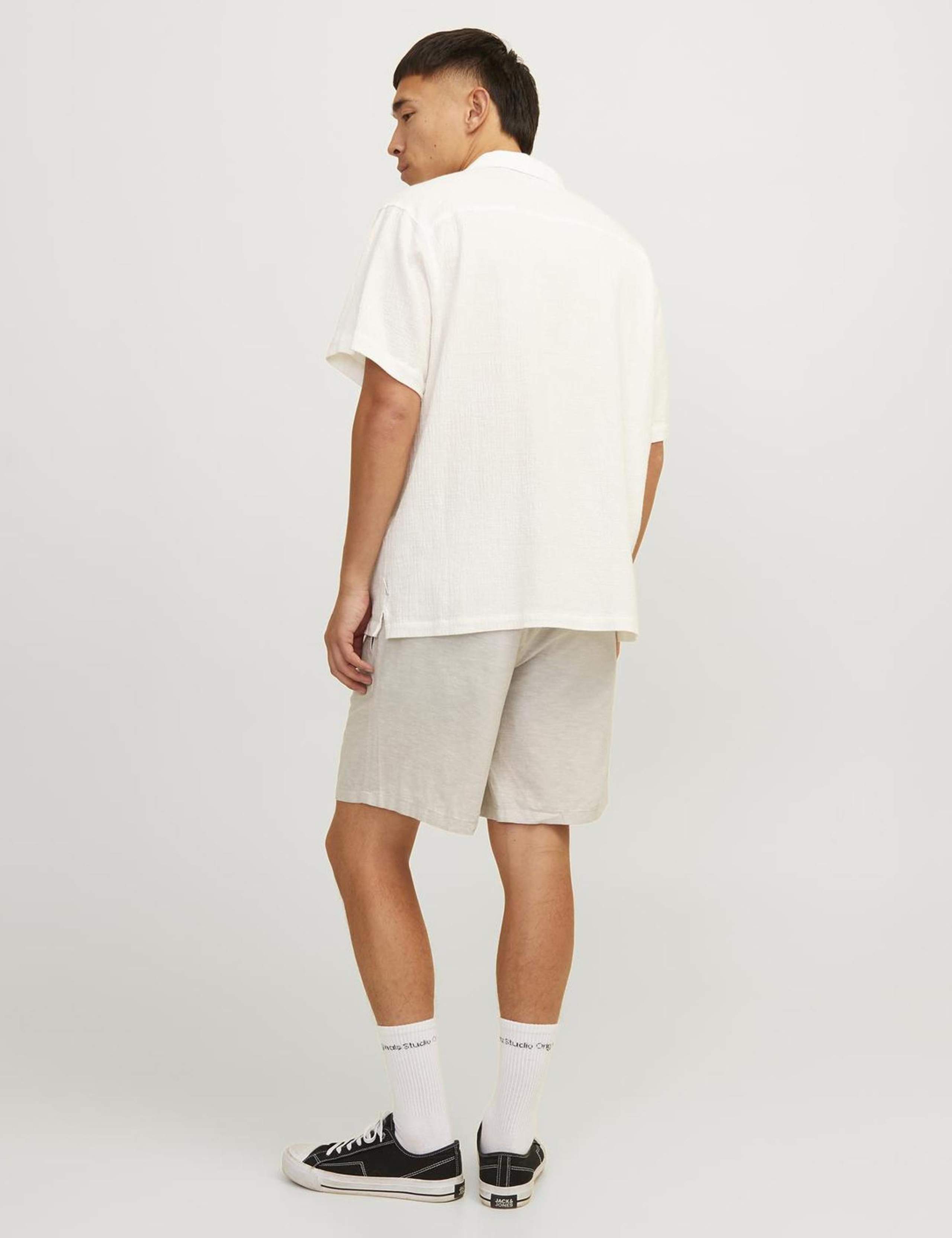 Linen Blend Shorts 4 of 7