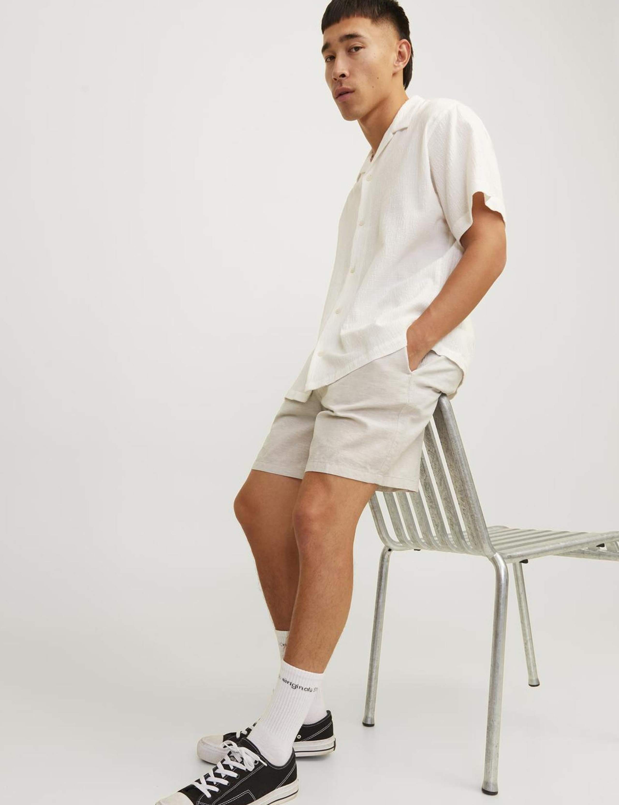 Linen Blend Shorts 5 of 7