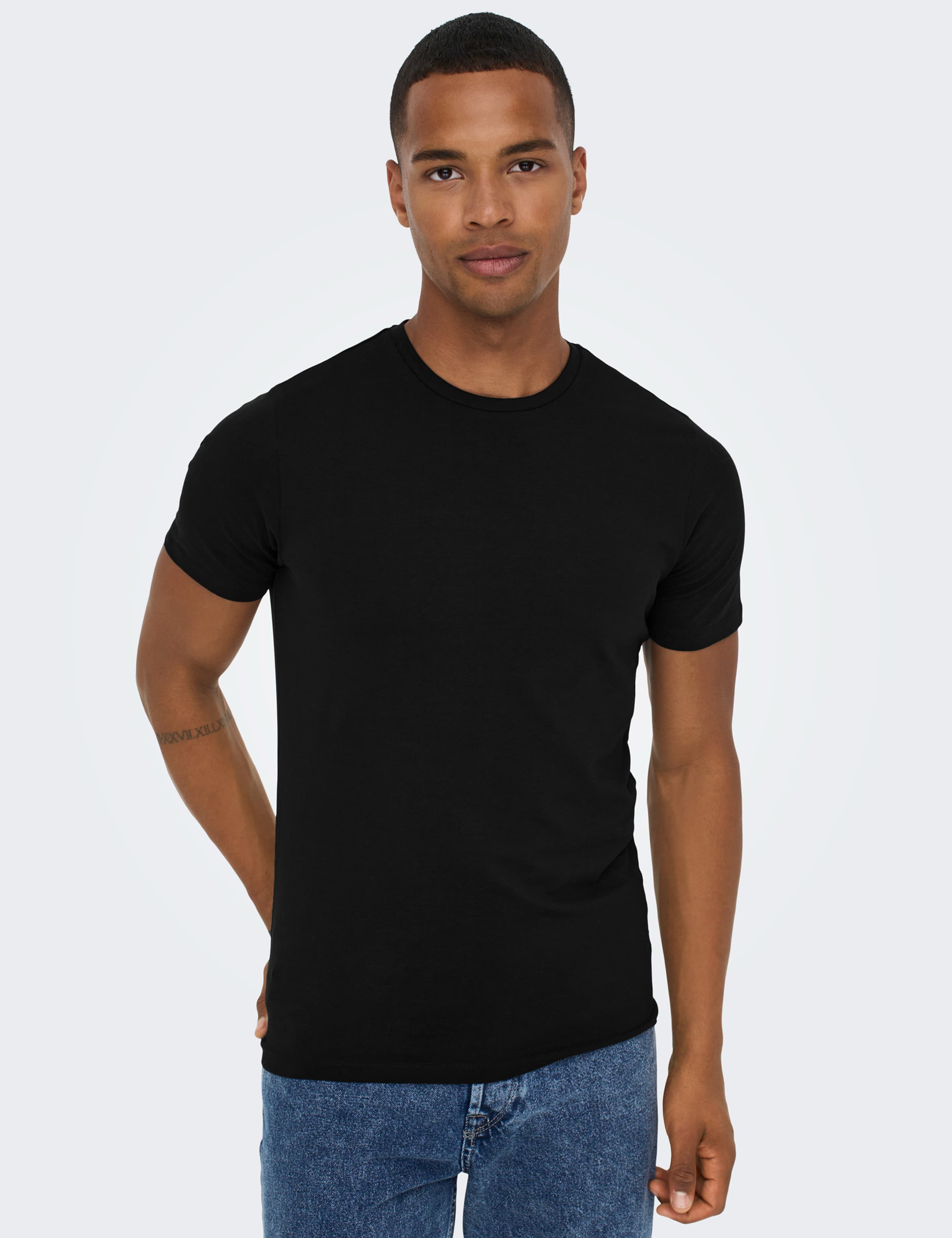 2 Pack Slim Fit Cotton Rich Crew Neck T-Shirts 5 of 8
