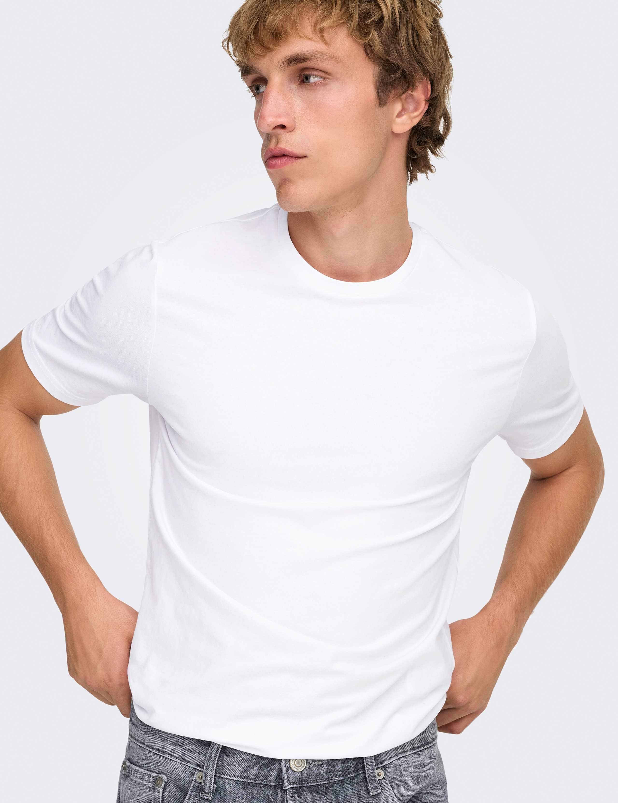 2 Pack Slim Fit Cotton Rich Crew Neck T-Shirts 3 of 5