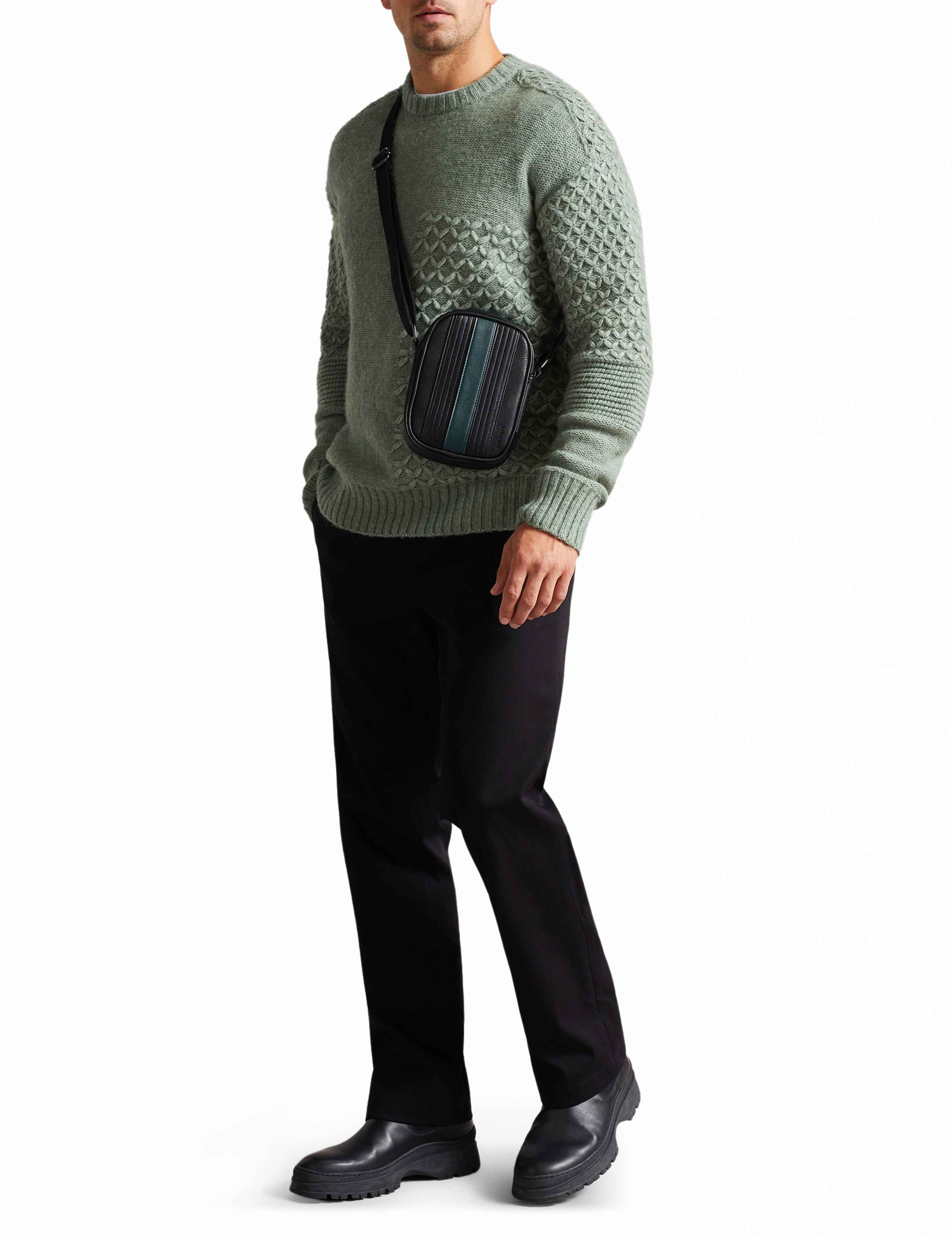 Textured Cross Body Bag 5 of 5