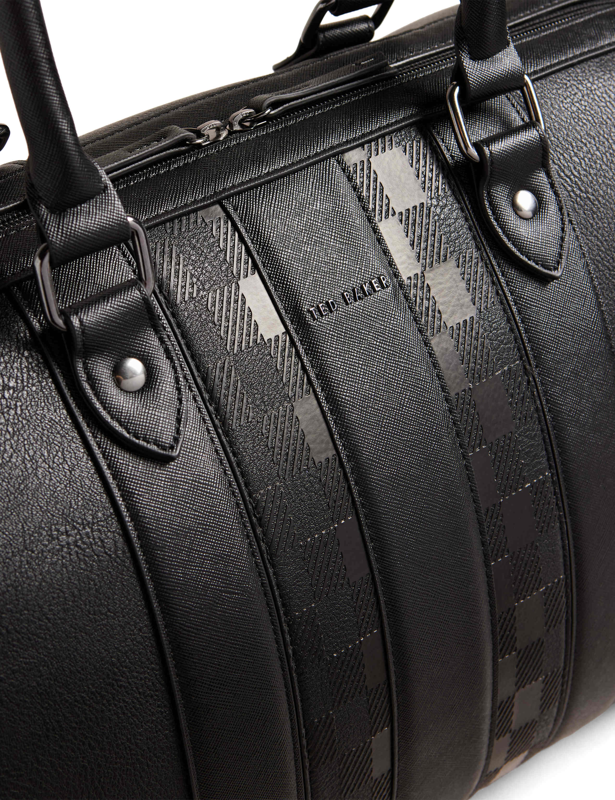 Textured Weekend Bag 3 of 5