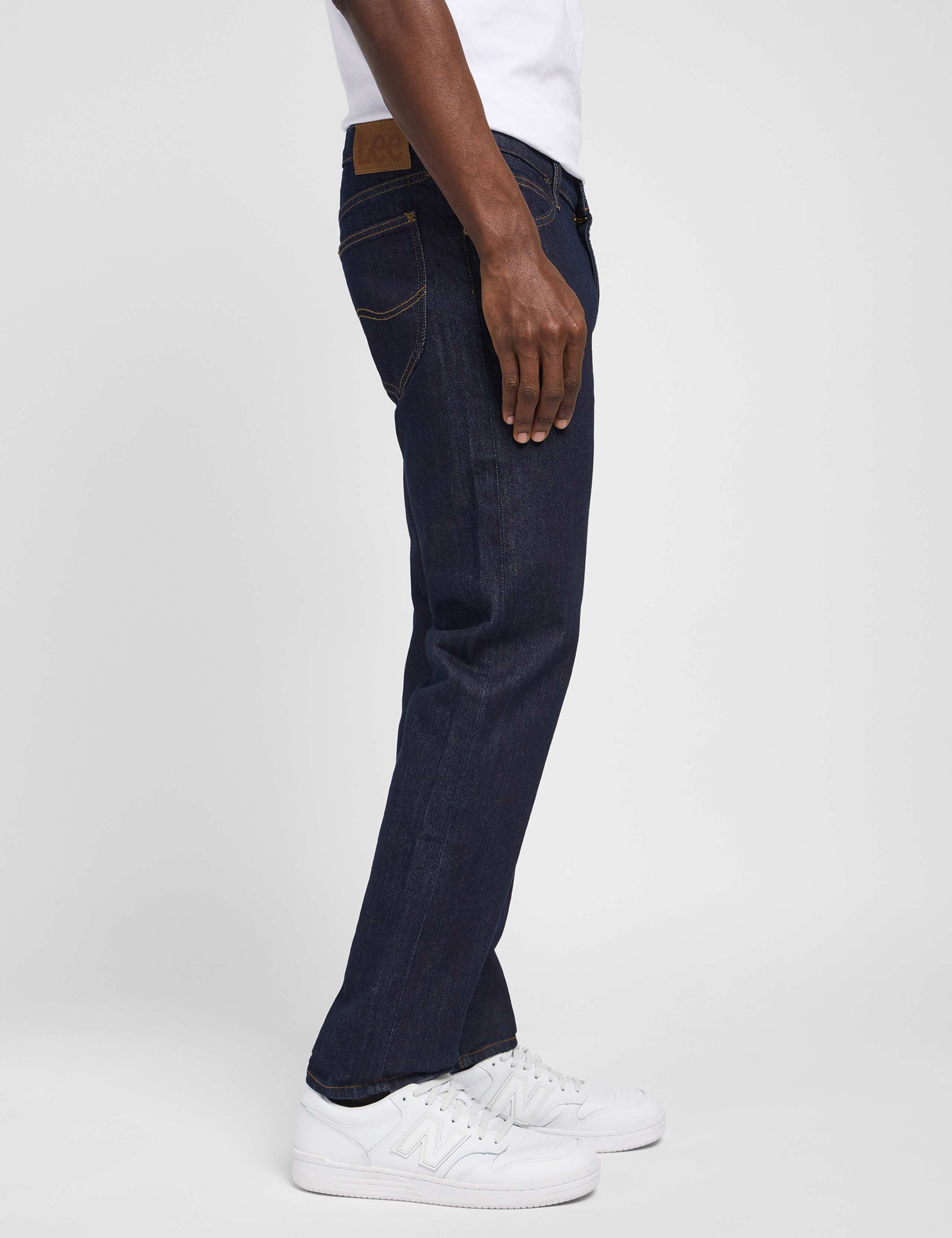 Indigo Dyed Regular Straight Fit Jeans 4 of 6