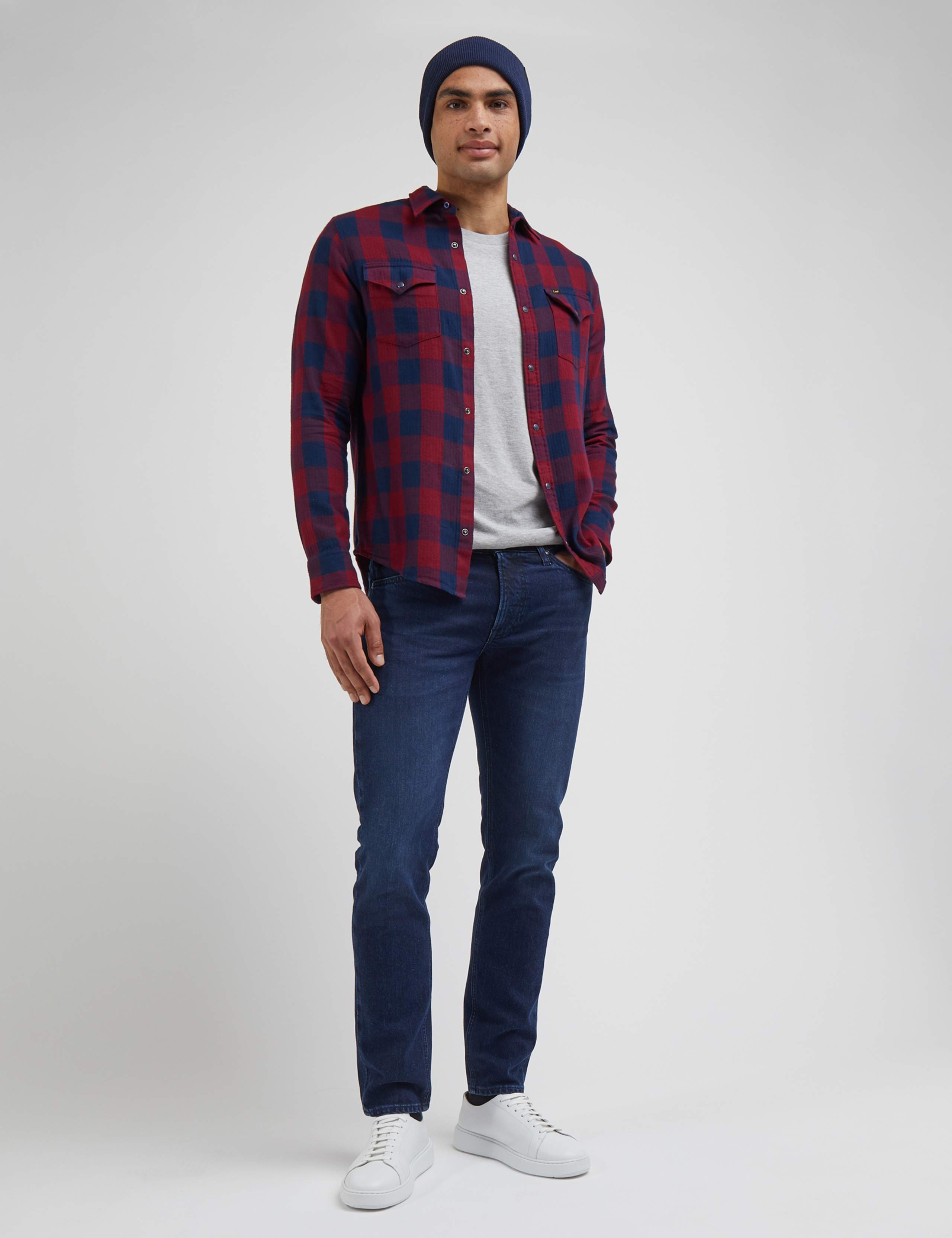 Regular Fit Daren 5 Pocket Jeans 1 of 6