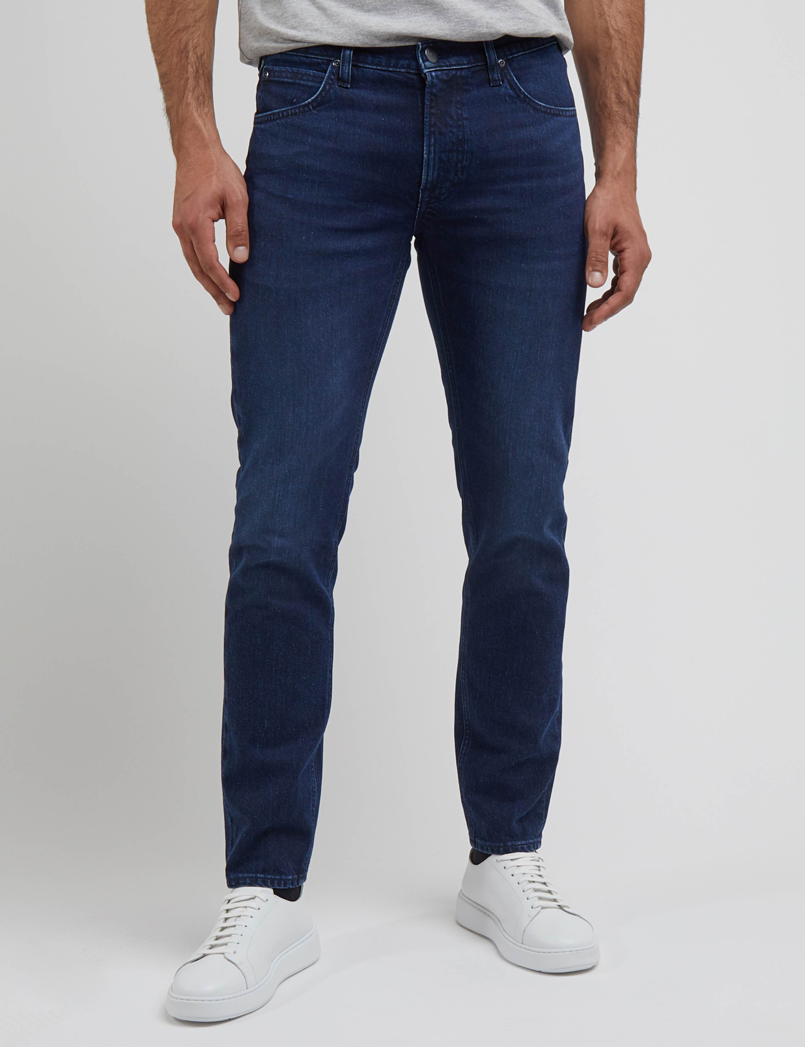 Regular Fit Daren 5 Pocket Jeans 3 of 6