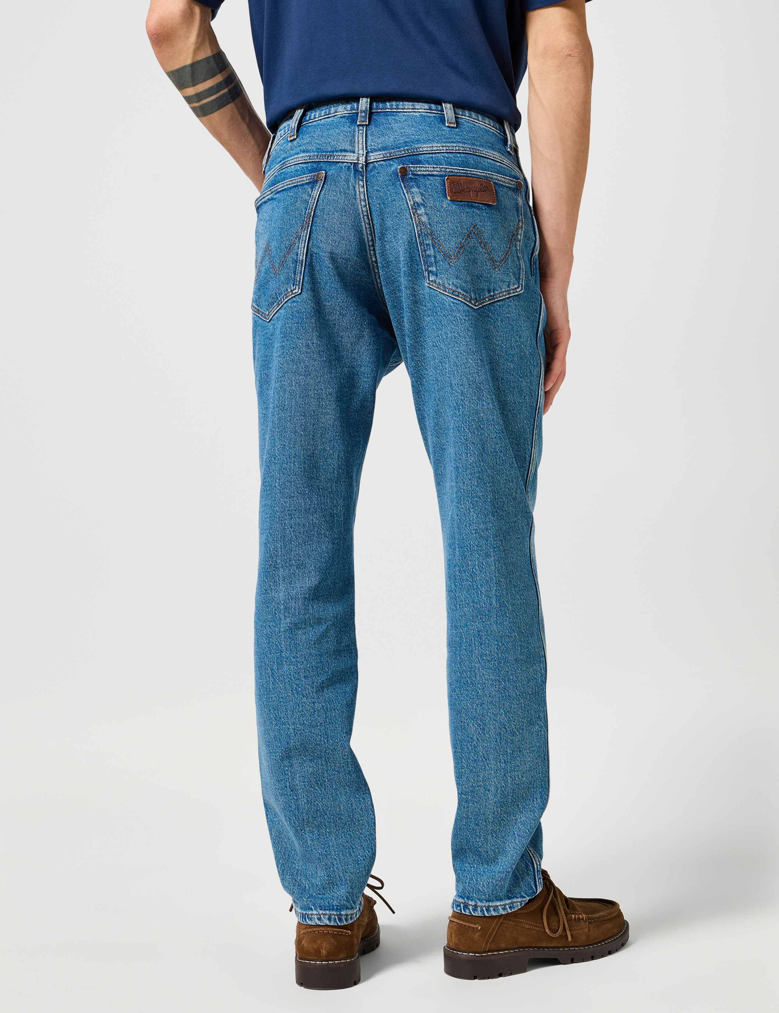 Tapered Fit River Jeans 4 of 6