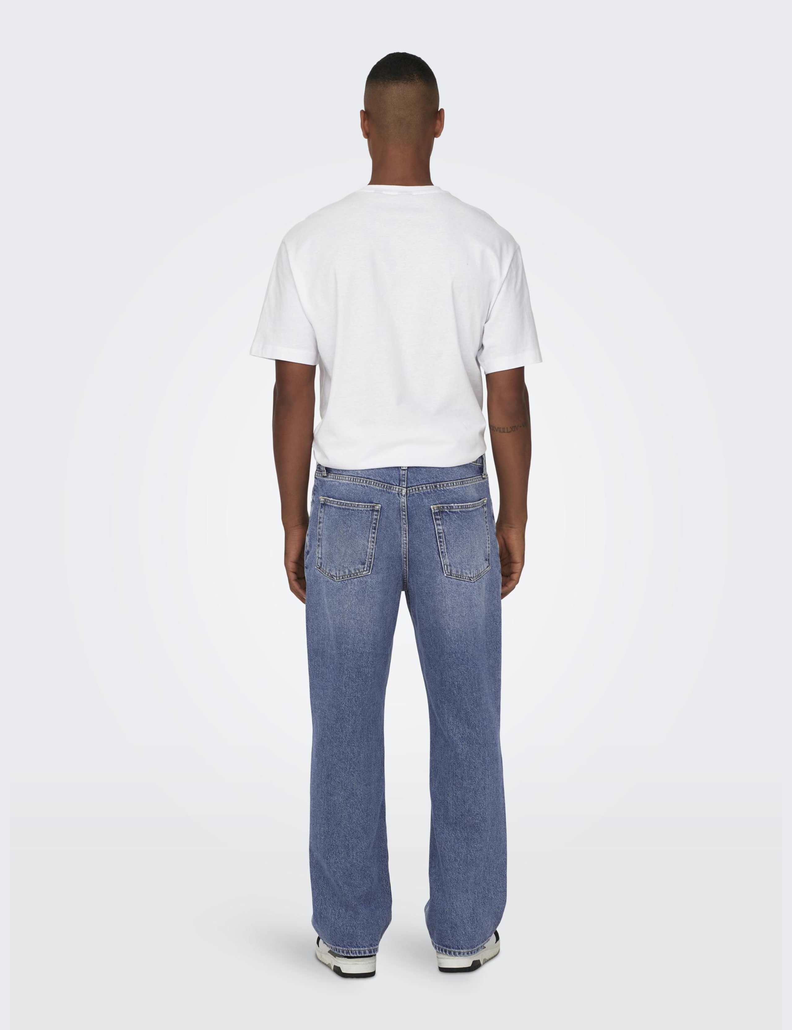 Loose Fit 5 pocket Jeans 4 of 6