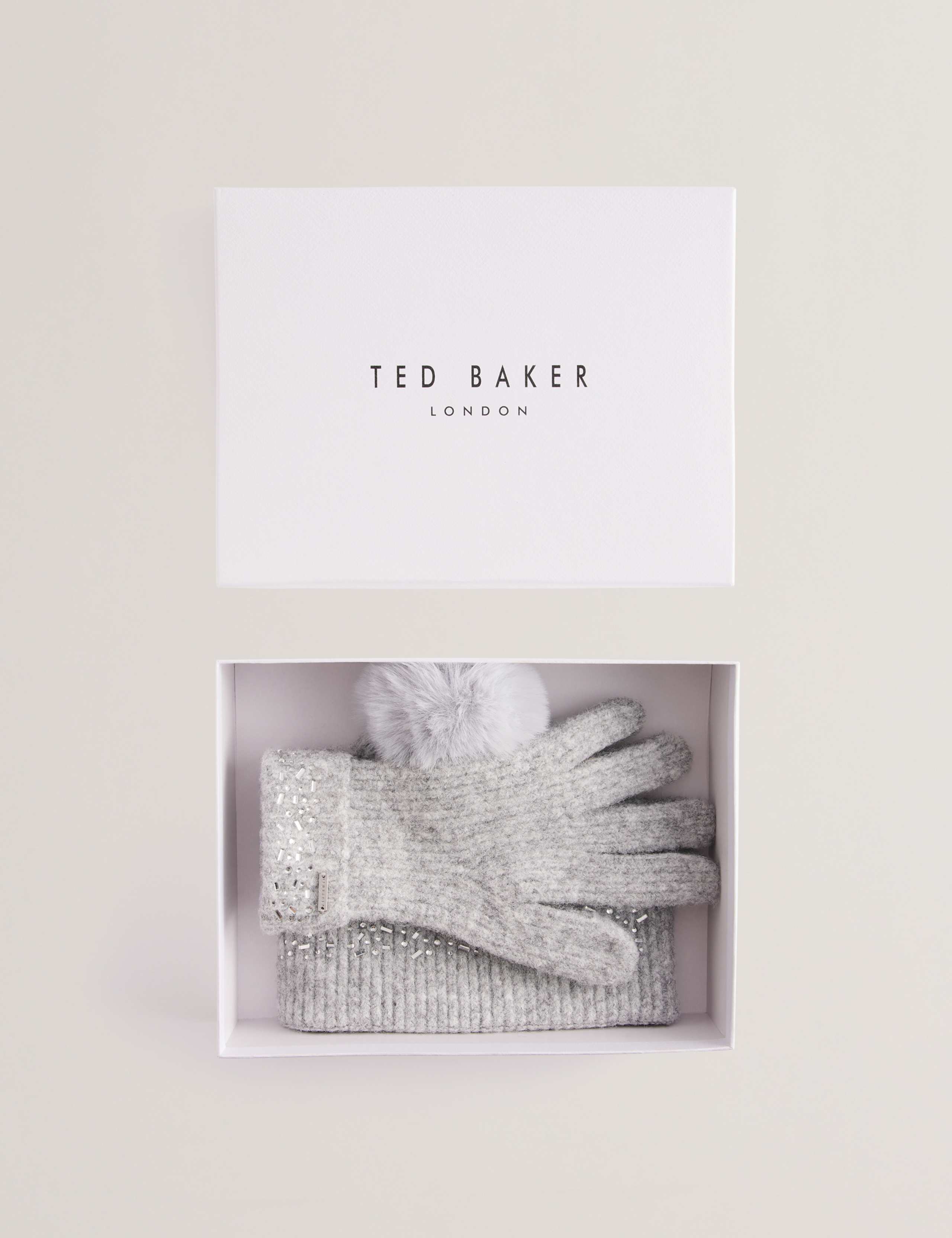 Keriis Rhinestone Hat And Gloves Set 1 of 2