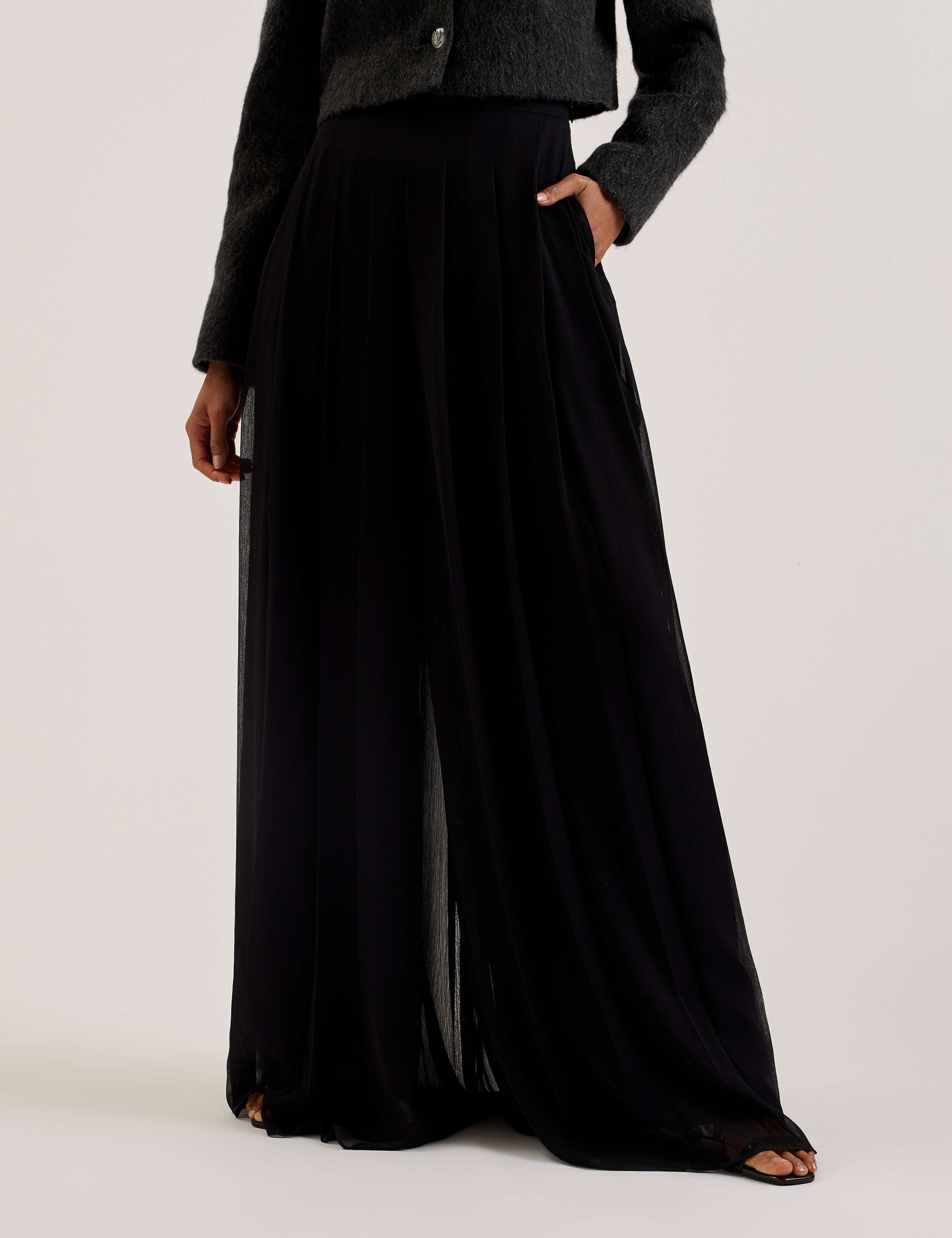 Pleated Elasticated Waist Wide Leg Trousers 2 of 3