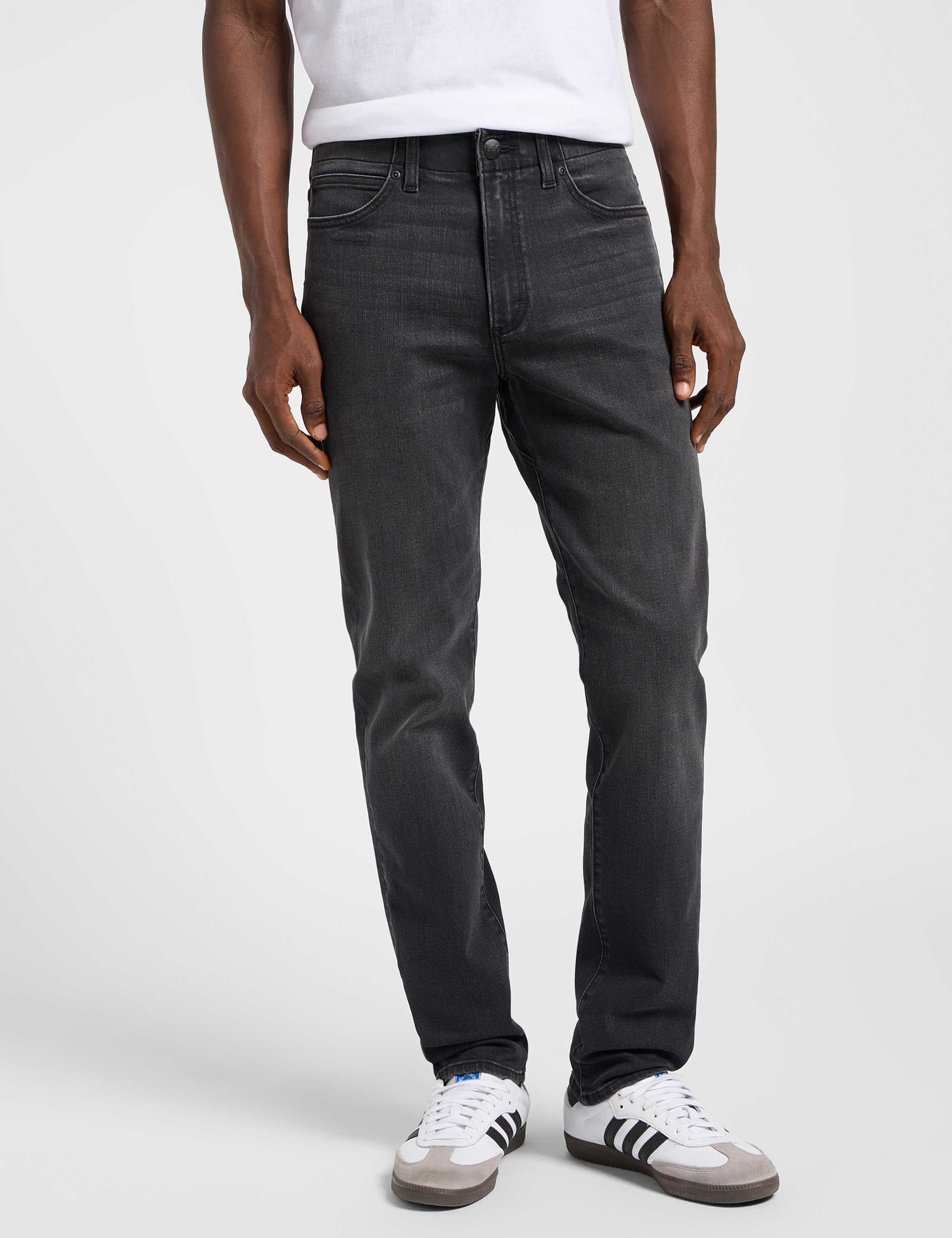 MVP Slim Fit Denim 5 Pocket Jeans 2 of 11