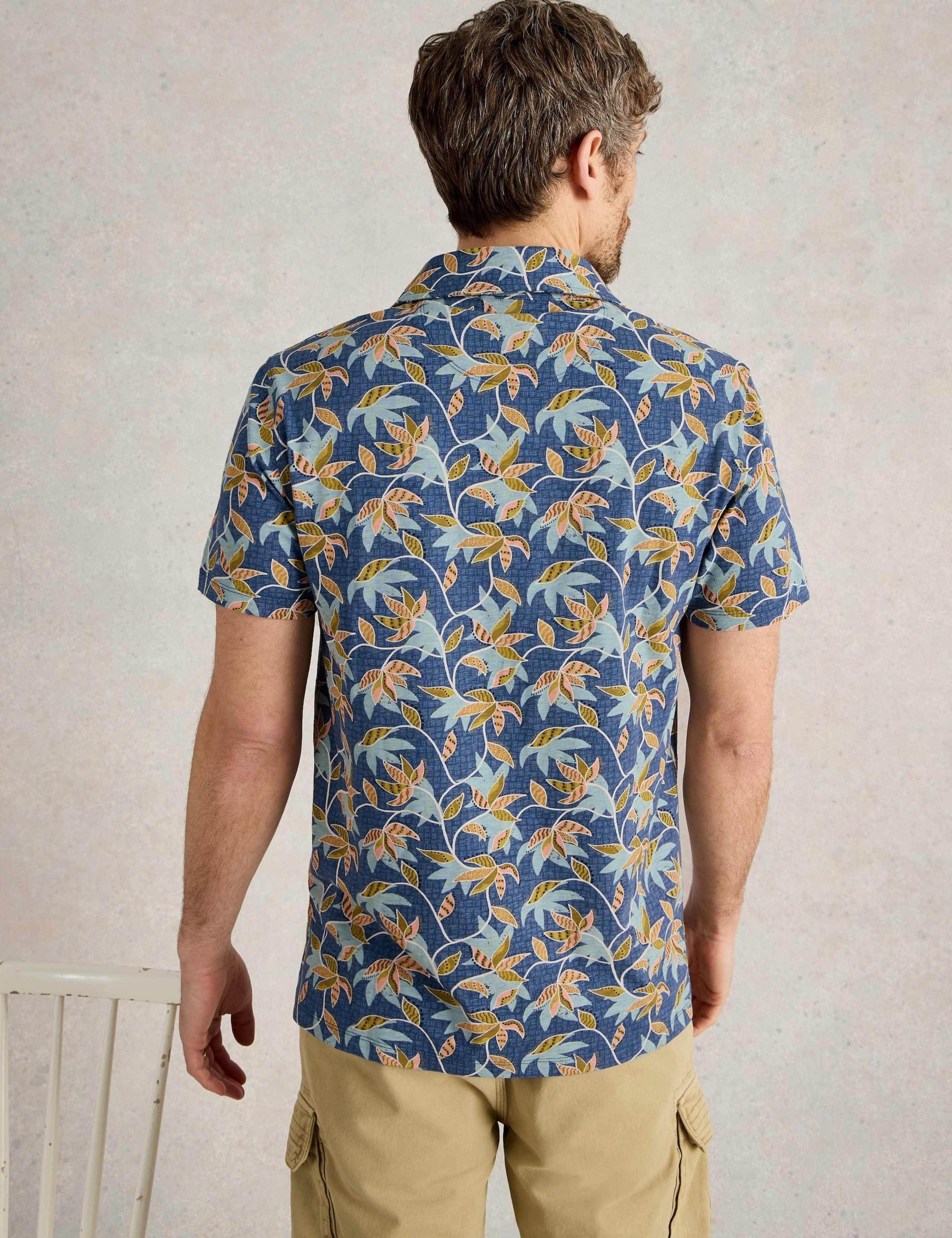 Pure Cotton Bamboo Leaf Printed Polo Shirt 4 of 6