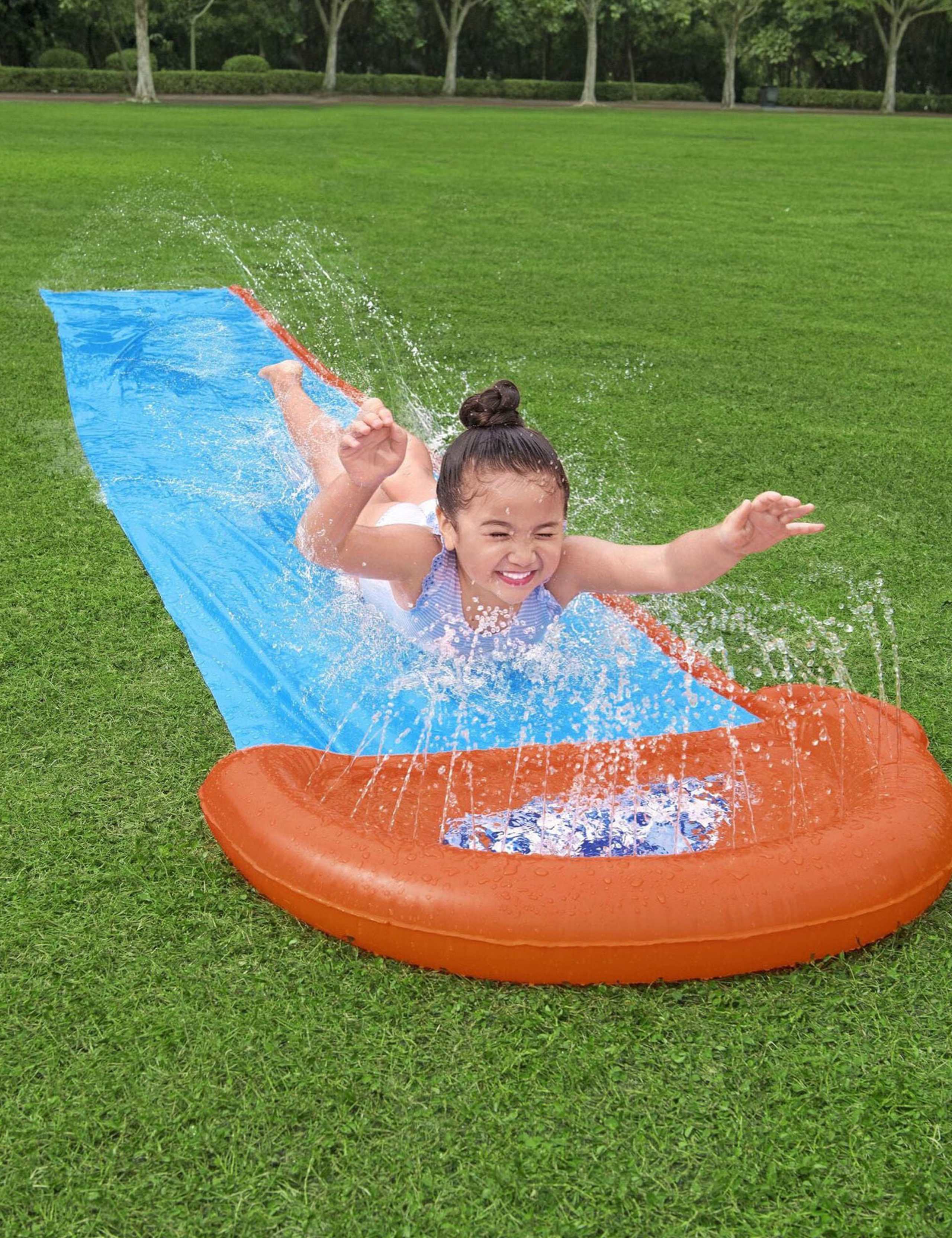 Water Slide with Sprinklers (3+ Yrs) 3 of 7