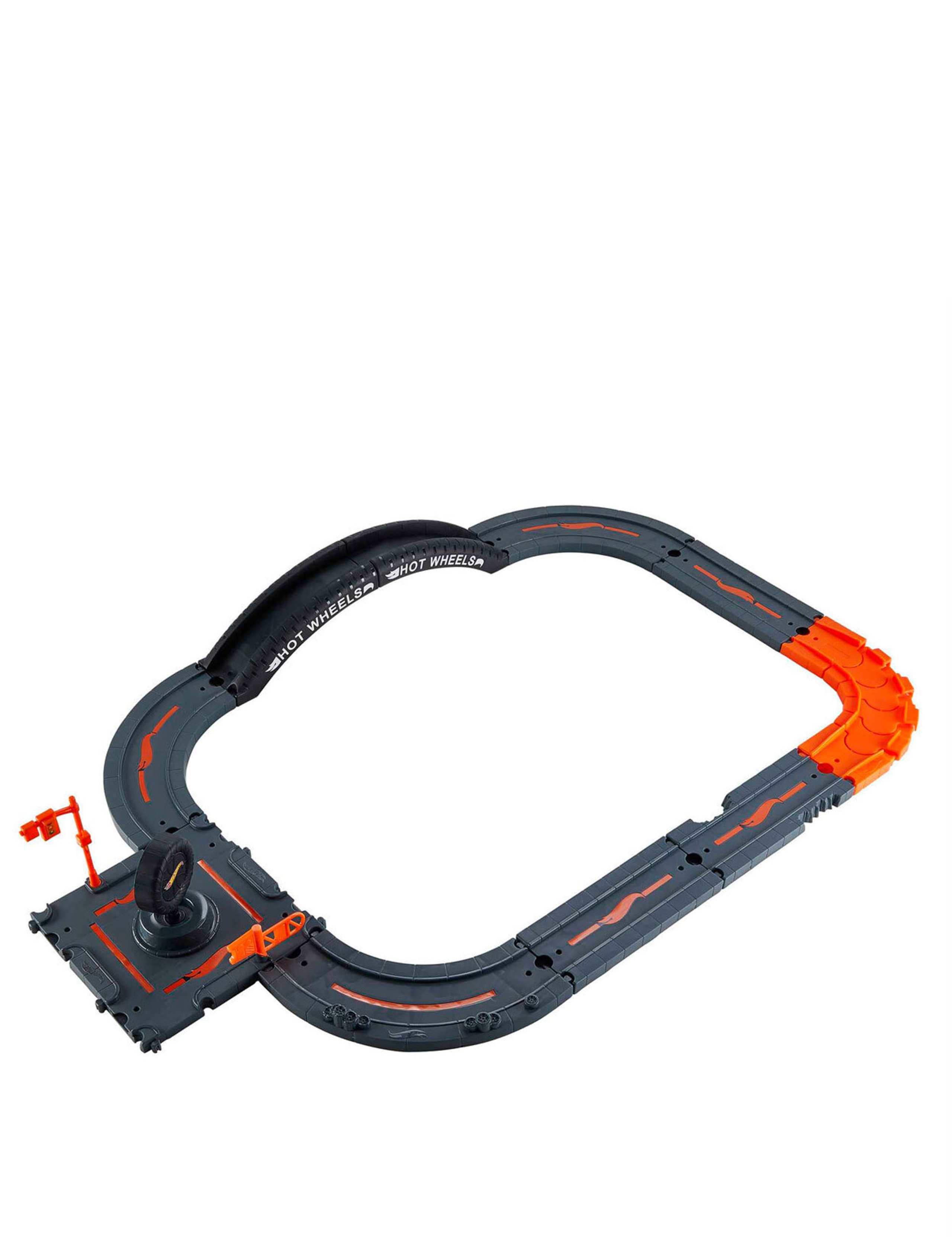 City Track Park Vehicle Playset (4-7 Yrs) 3 of 6