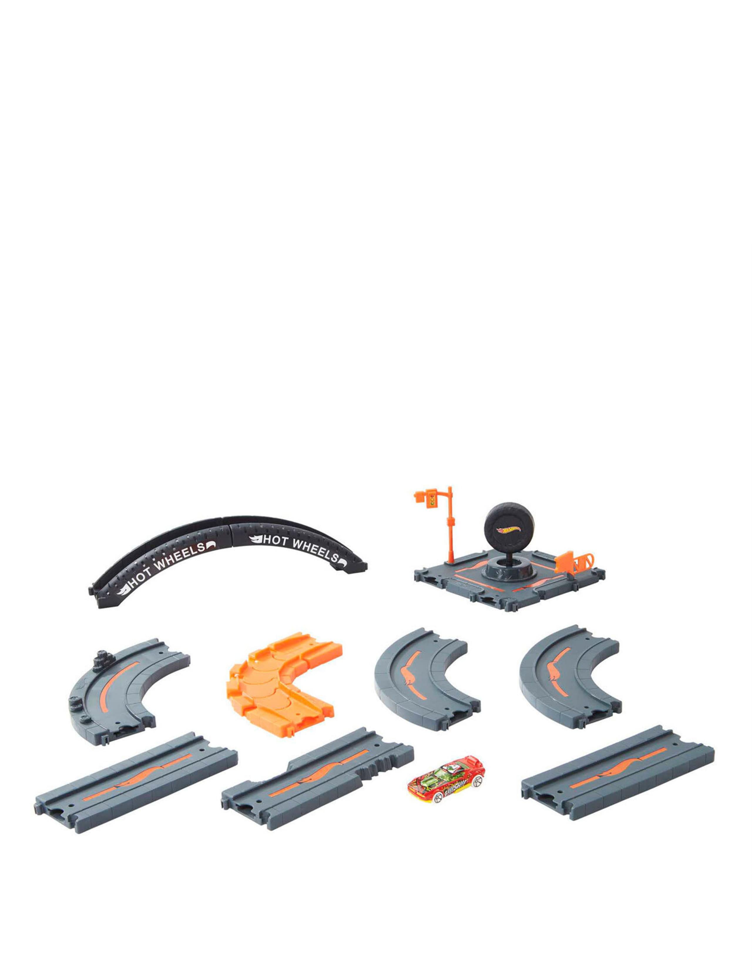 City Track Park Vehicle Playset (4-7 Yrs) 4 of 6