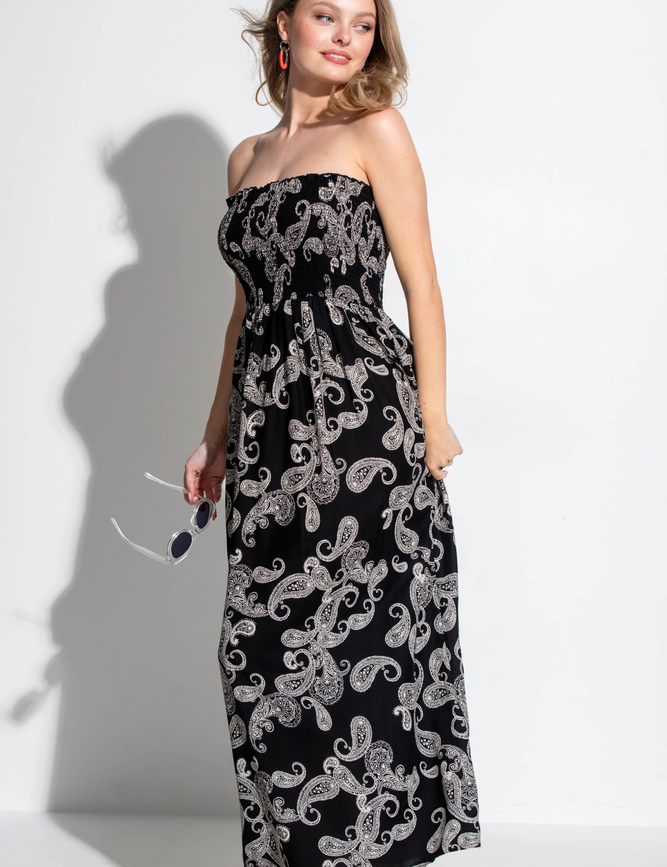 Printed Shirred Maxi Beach Dress 4 of 5