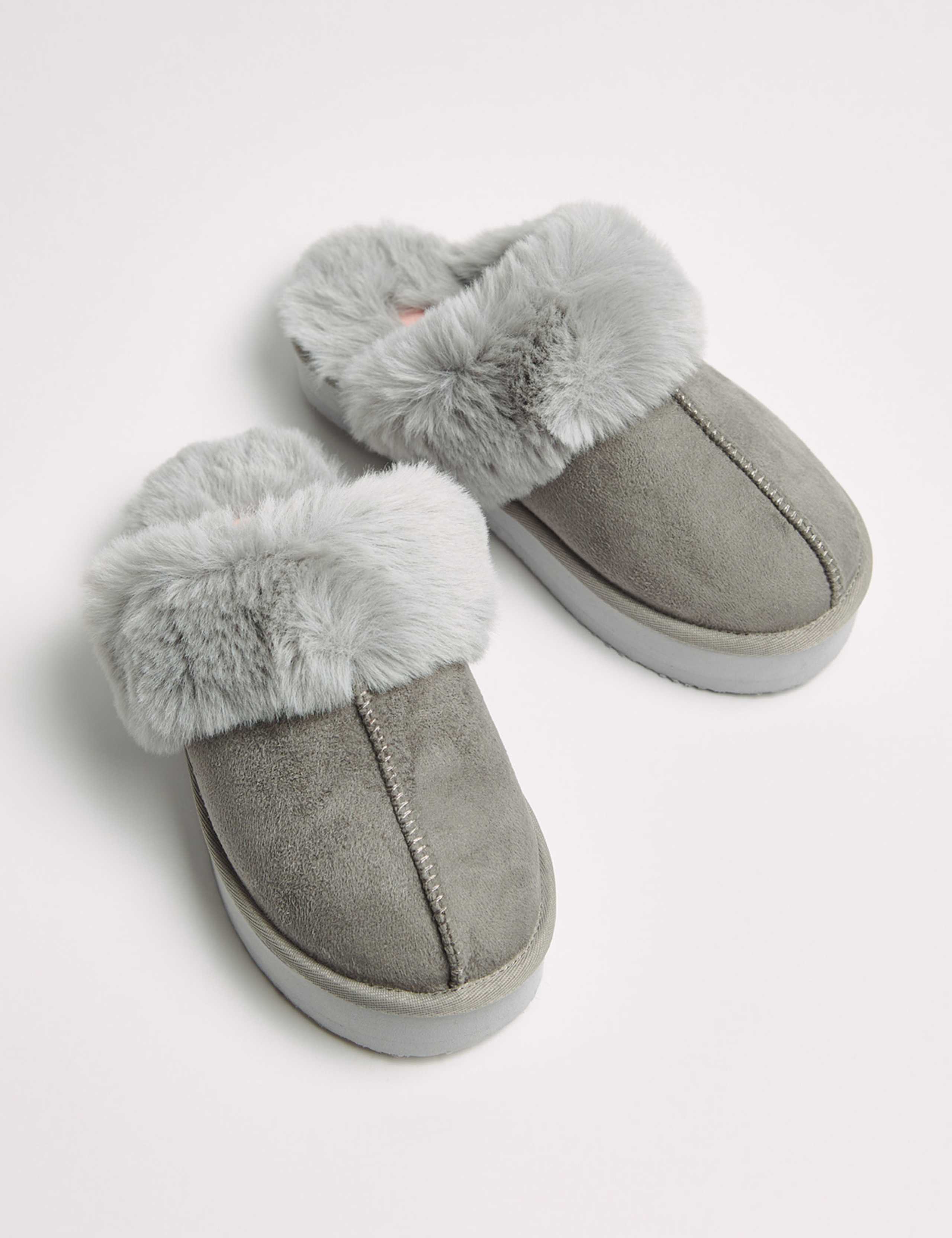 Faux Fur Platform Mule Slippers 3 of 5
