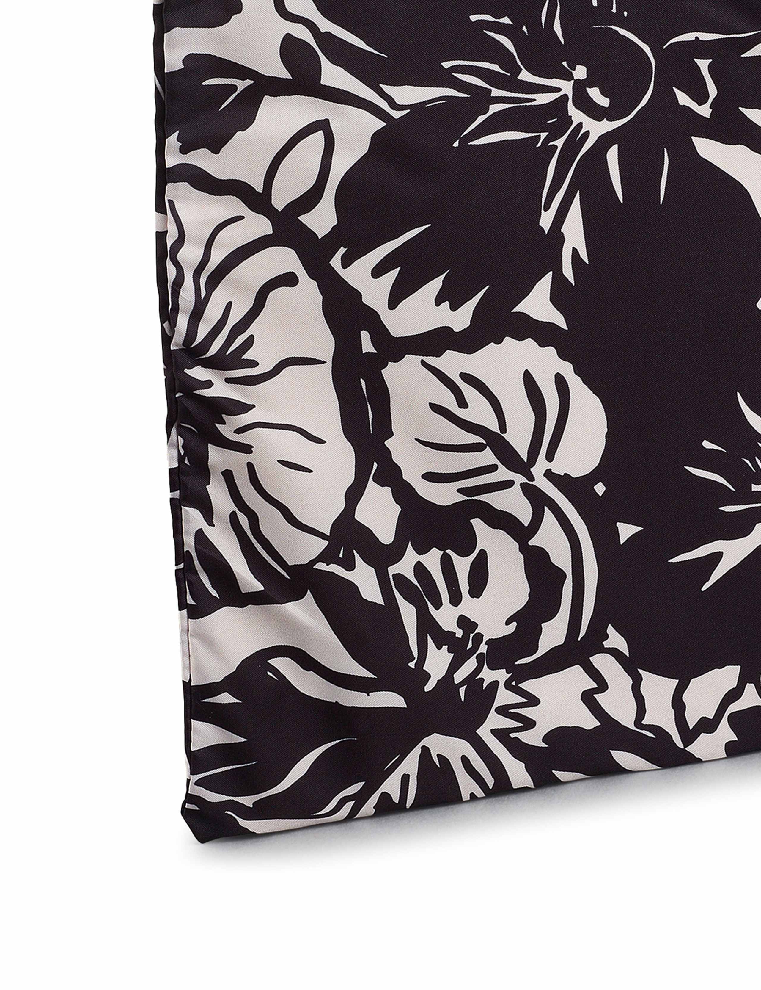 Floral Foldaway Tote Bag 3 of 4
