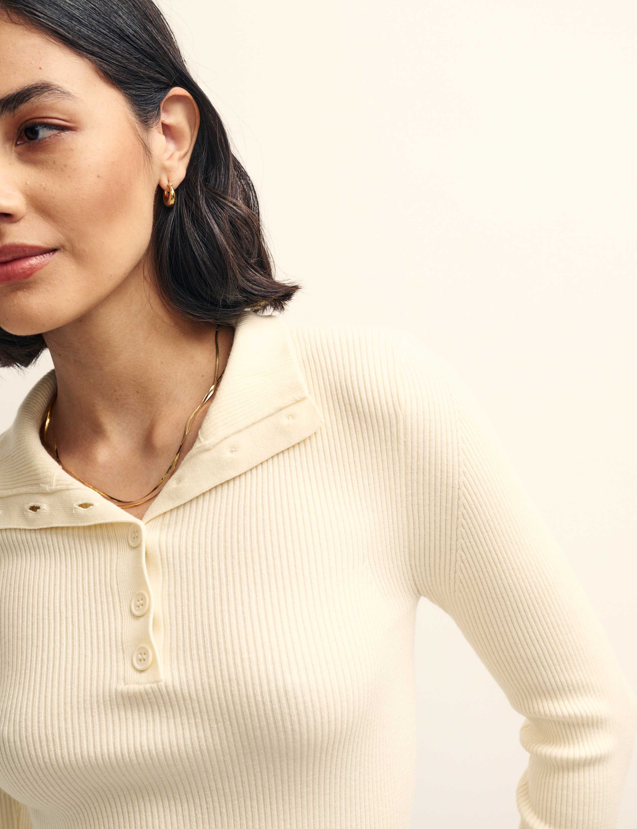 Ribbed Funnel Neck Knitted Top 4 of 4