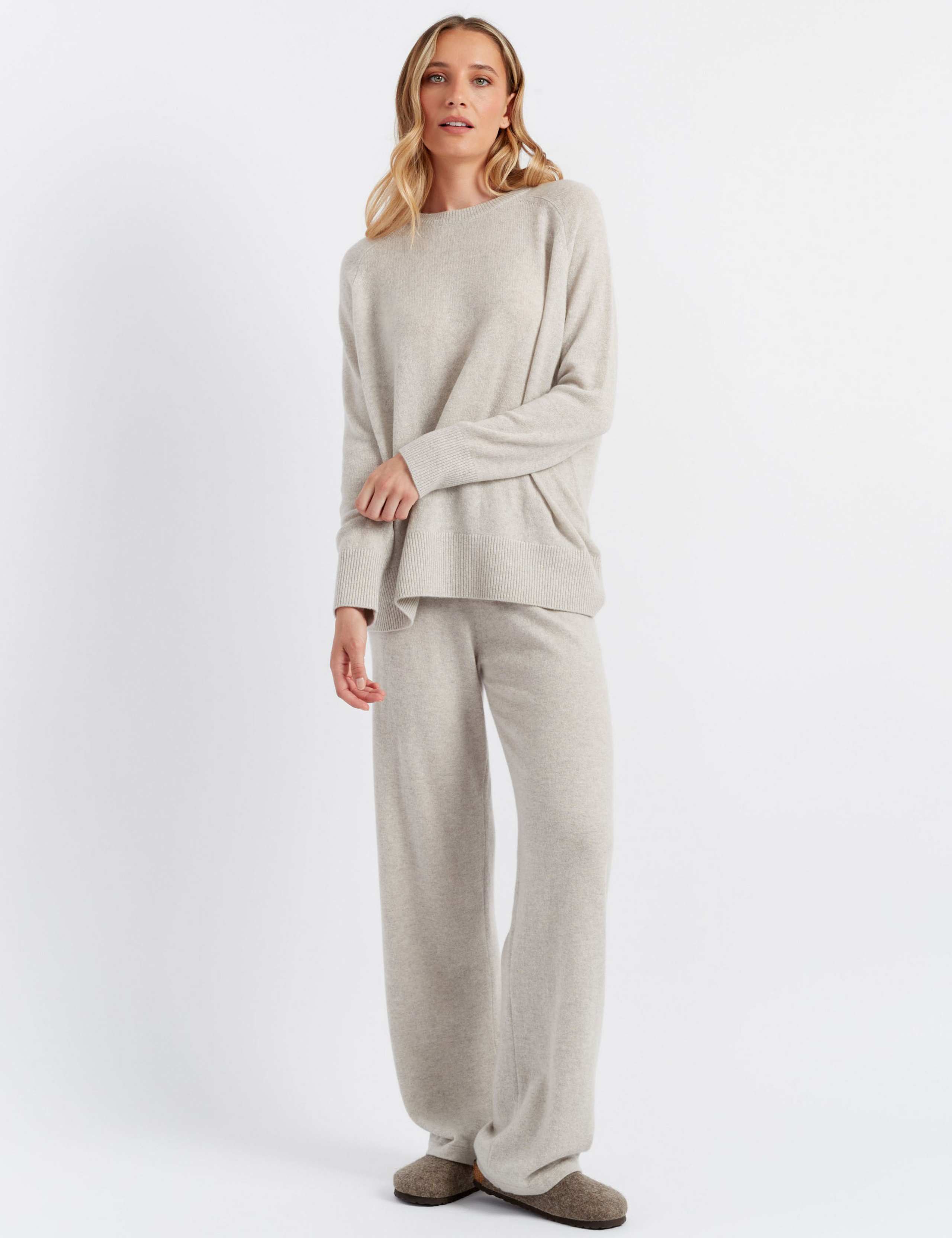 Pure Cashmere Oversized Jumper 3 of 4