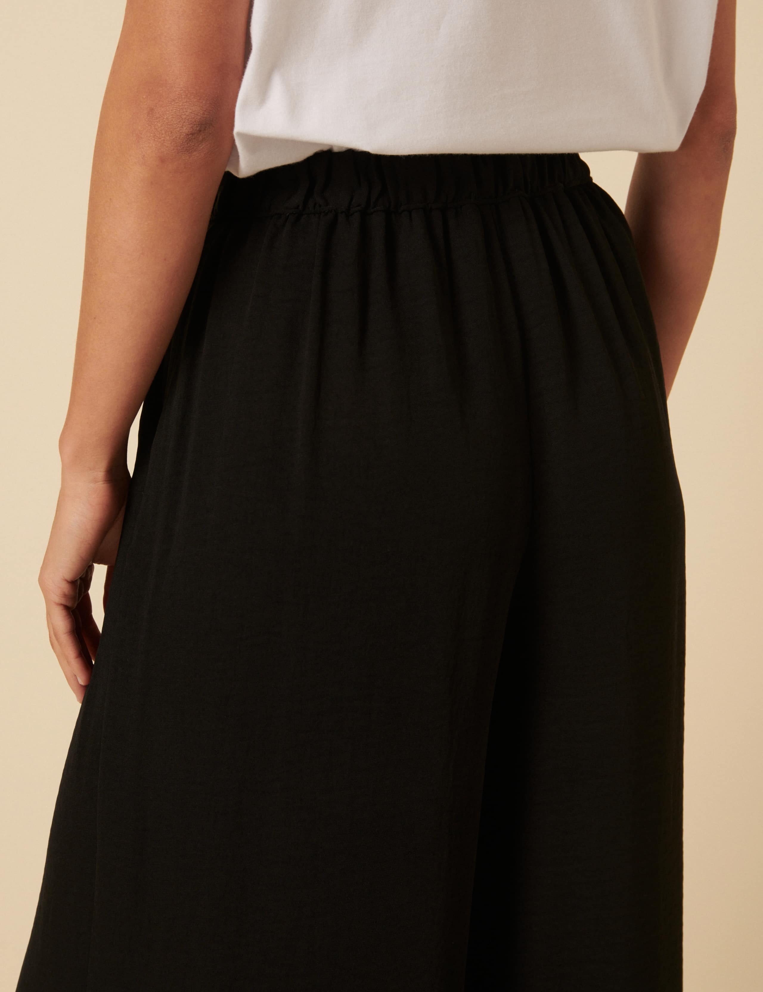 Elasticated Waist Relaxed Wide Leg Trousers 4 of 5