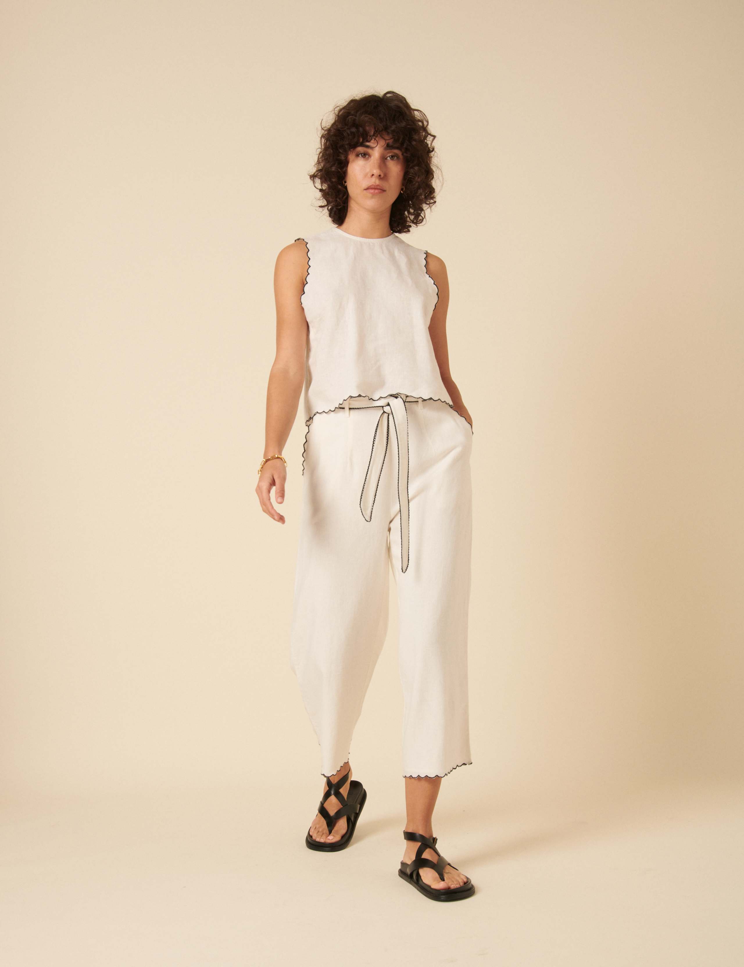 Linen Rich Cropped Wide Leg Trousers 2 of 5