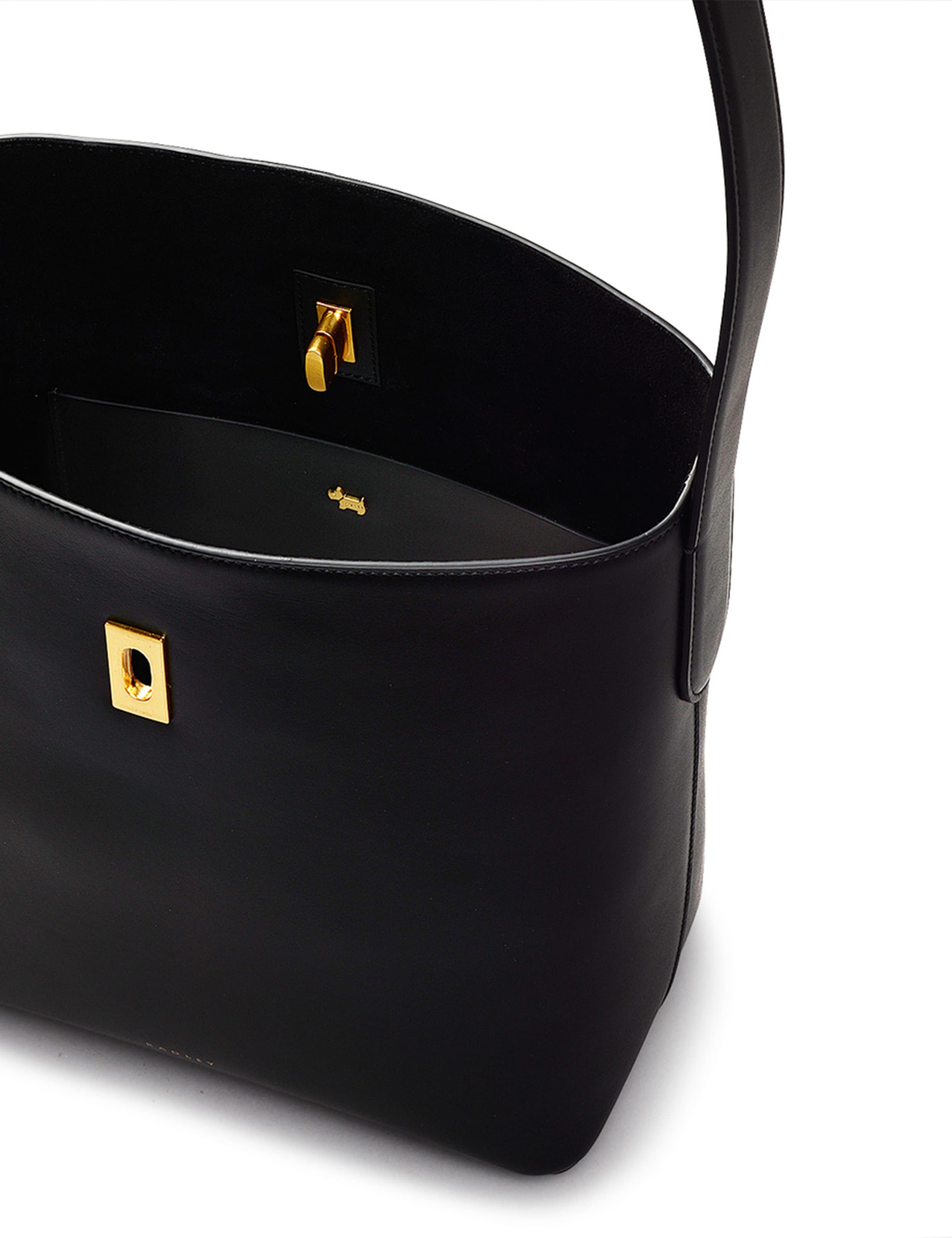 Leather Shoulder Bag 3 of 4