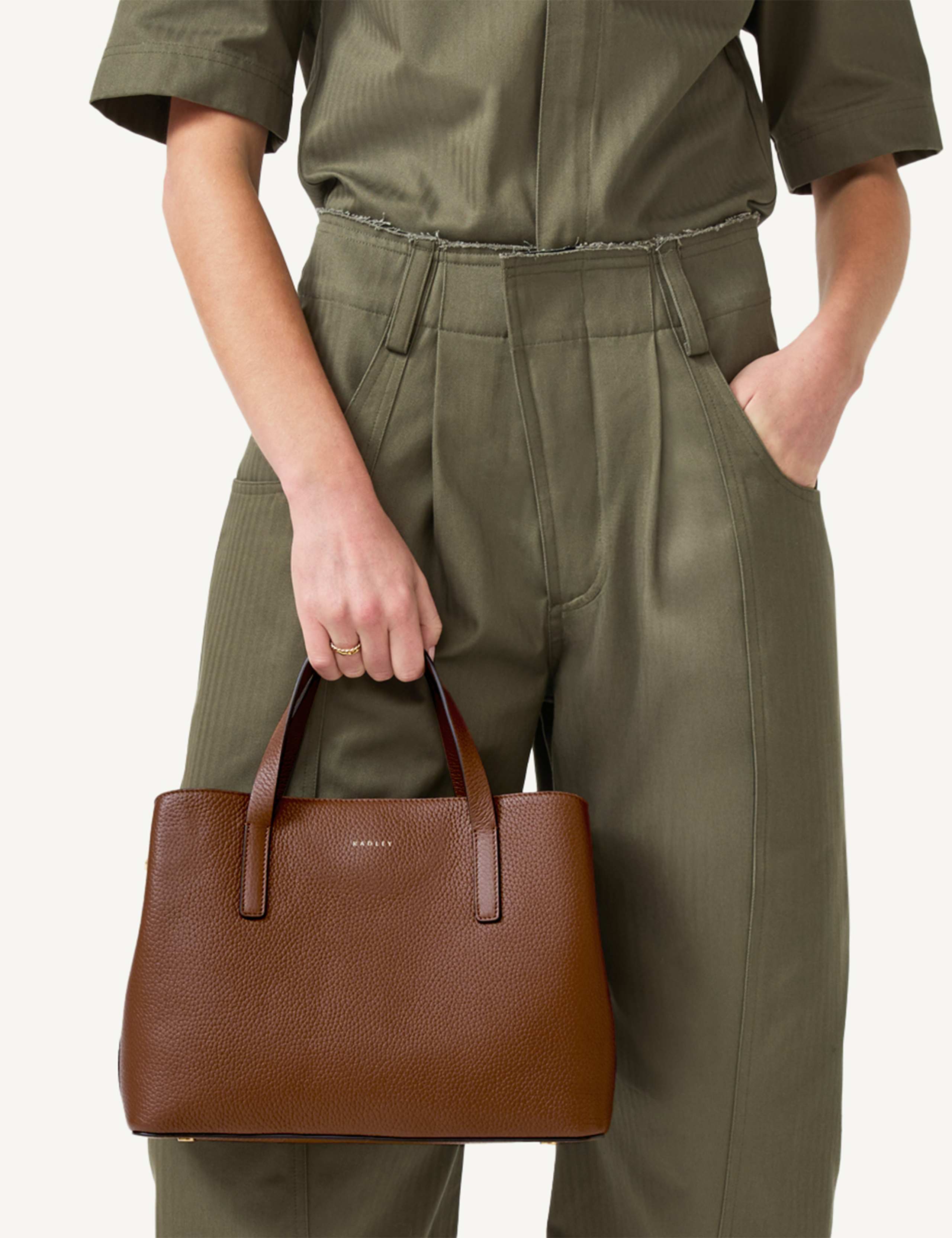 Dukes Place Icon Leather Grab Bag 2 of 4