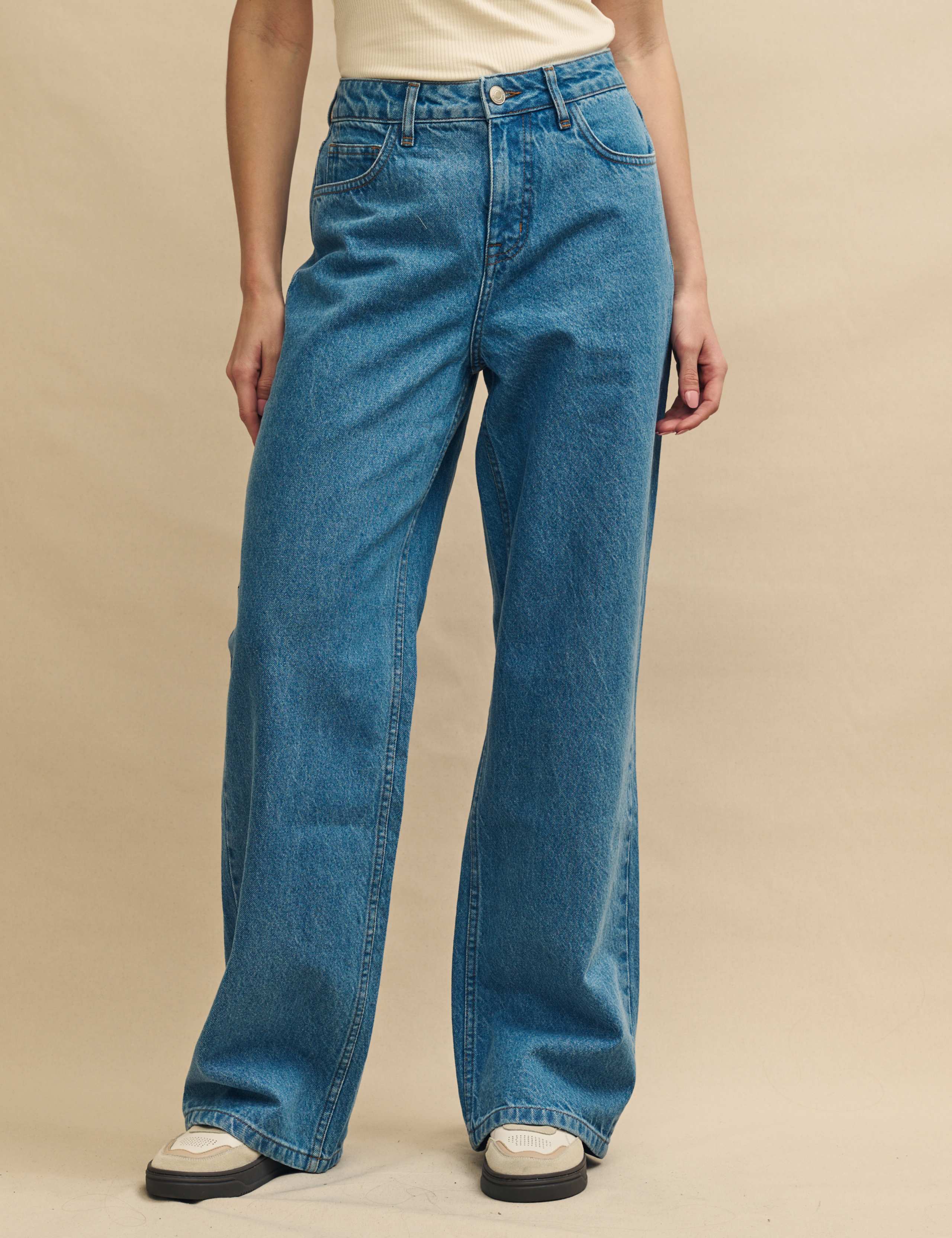 Wide Leg Jeans 2 of 4